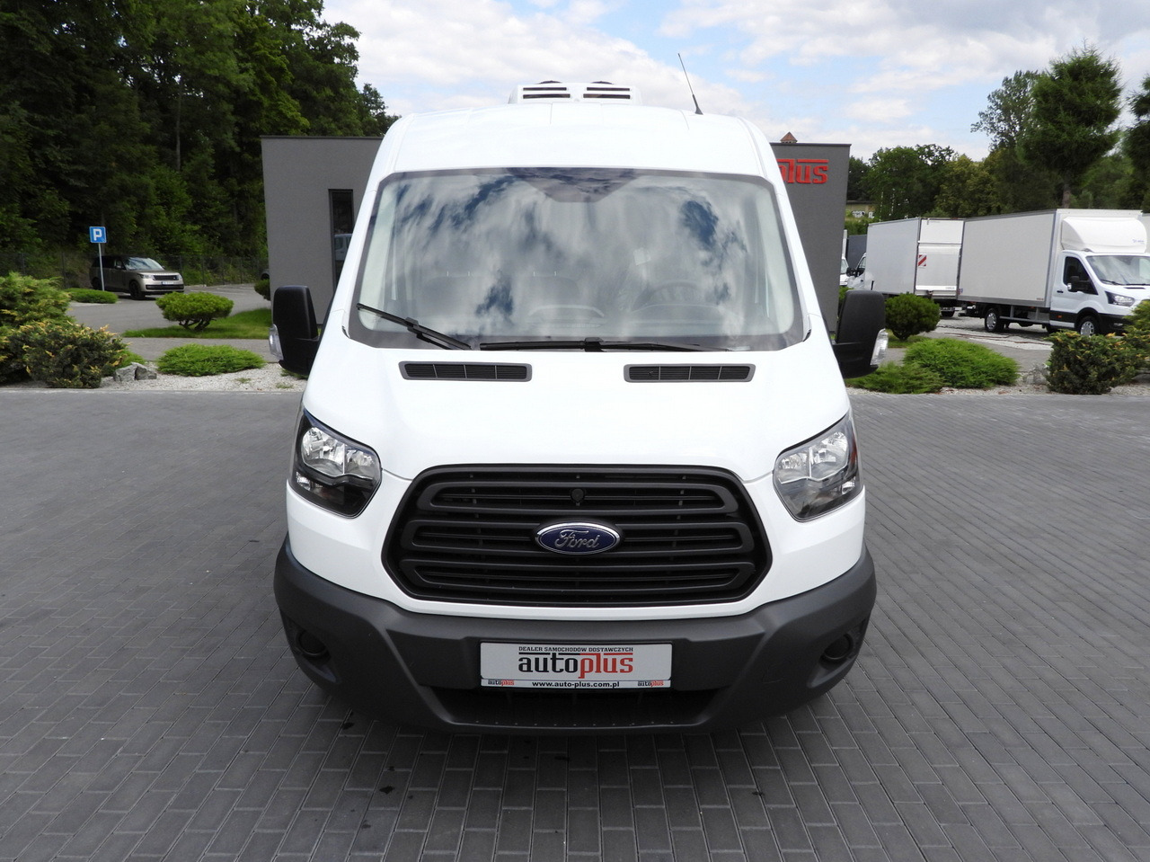 FORD TRANSIT REFRIGERATOR VAN 5*C AIR CONDITIONING 105HP - Dostavno vozilo hladnjača: slika FORD TRANSIT REFRIGERATOR VAN 5*C AIR CONDITIONING 105HP - Dostavno vozilo hladnjača FORD TRANSIT REFRIGERATOR VAN 5*C AIR CONDITIONING 105HP - Dostavno vozilo hladnjača: slika FORD TRANSIT REFRIGERATOR VAN 5*C AIR CONDITIONING 105HP - Dostavno vozilo hladnjača