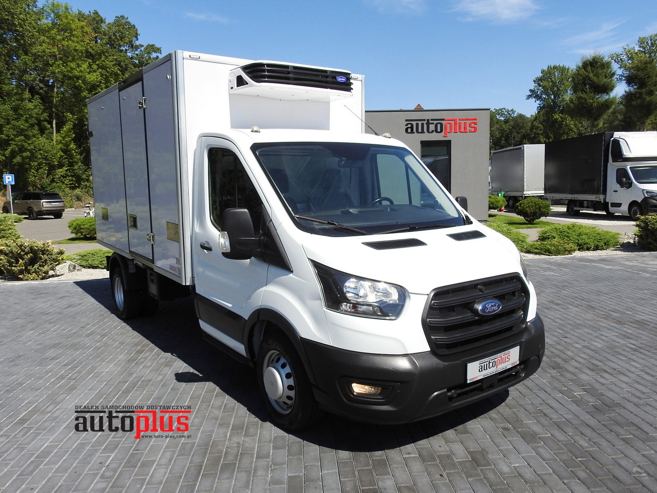 FORD TRANSIT REGRIGERATOR BOX 0*C POWER SUPPLY 230V CRUISE CONTROL AIR CONDITIONING TWIN WHEELS 170HP - Dostavno vozilo hladnjača: slika FORD TRANSIT REGRIGERATOR BOX 0*C POWER SUPPLY 230V CRUISE CONTROL AIR CONDITIONING TWIN WHEELS 170HP - Dostavno vozilo hladnjača FORD TRANSIT REGRIGERATOR BOX 0*C POWER SUPPLY 230V CRUISE CONTROL AIR CONDITIONING TWIN WHEELS 170HP - Dostavno vozilo hladnjača: slika FORD TRANSIT REGRIGERATOR BOX 0*C POWER SUPPLY 230V CRUISE CONTROL AIR CONDITIONING TWIN WHEELS 170HP - Dostavno vozilo hladnjača