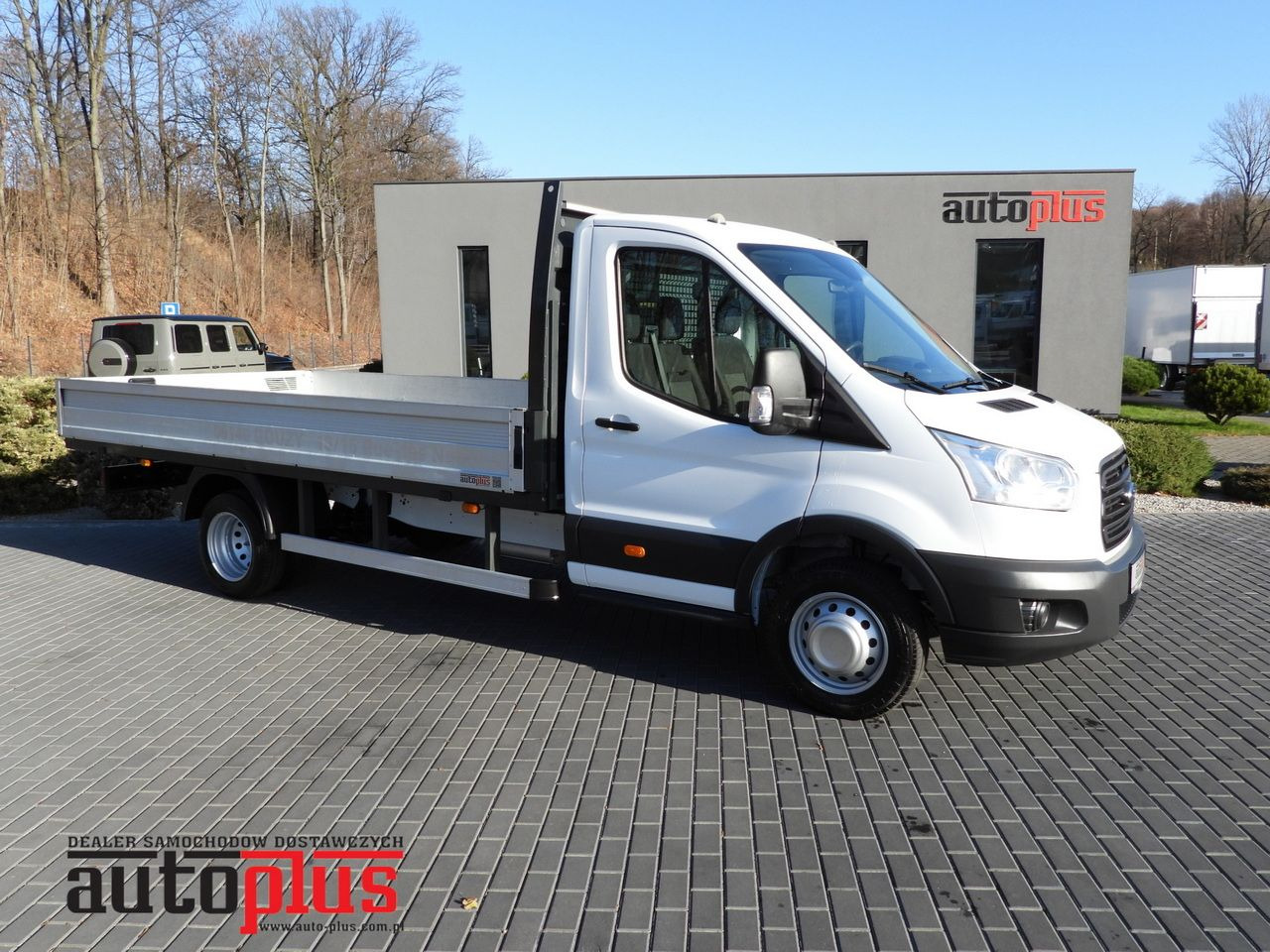 FORD TRANSIT STAKE BODY 8 PALLETS TWIN WHEELS AIR CONDITIONING 155HP - Dostavno vozilo s ravnom platformom: slika FORD TRANSIT STAKE BODY 8 PALLETS TWIN WHEELS AIR CONDITIONING 155HP - Dostavno vozilo s ravnom platformom FORD TRANSIT STAKE BODY 8 PALLETS TWIN WHEELS AIR CONDITIONING 155HP - Dostavno vozilo s ravnom platformom: slika FORD TRANSIT STAKE BODY 8 PALLETS TWIN WHEELS AIR CONDITIONING 155HP - Dostavno vozilo s ravnom platformom