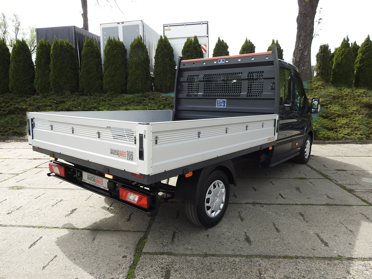 FORD TRANSIT STAKE BODY DOUBLE CABIN DOKA 7 SEATS CRUISE CONTROL AIR CONDITIONING LED LIGHTS 130HP - Dostavno vozilo s dvostrukom kabinom: slika FORD TRANSIT STAKE BODY DOUBLE CABIN DOKA 7 SEATS CRUISE CONTROL AIR CONDITIONING LED LIGHTS 130HP - Dostavno vozilo s dvostrukom kabinom FORD TRANSIT STAKE BODY DOUBLE CABIN DOKA 7 SEATS CRUISE CONTROL AIR CONDITIONING LED LIGHTS 130HP - Dostavno vozilo s dvostrukom kabinom: slika FORD TRANSIT STAKE BODY DOUBLE CABIN DOKA 7 SEATS CRUISE CONTROL AIR CONDITIONING LED LIGHTS 130HP - Dostavno vozilo s dvostrukom kabinom