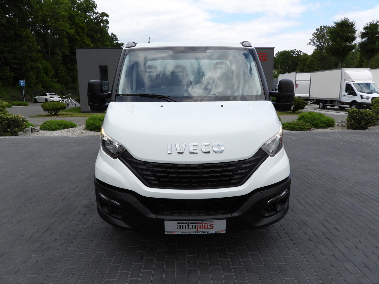 IVECO DAILY 35C16 TIPPER CRUISE CONTROL TWIN WHEELS AIR CONDITIONING 160HP - Mali kamion kiper: slika IVECO DAILY 35C16 TIPPER CRUISE CONTROL TWIN WHEELS AIR CONDITIONING 160HP - Mali kamion kiper IVECO DAILY 35C16 TIPPER CRUISE CONTROL TWIN WHEELS AIR CONDITIONING 160HP - Mali kamion kiper: slika IVECO DAILY 35C16 TIPPER CRUISE CONTROL TWIN WHEELS AIR CONDITIONING 160HP - Mali kamion kiper