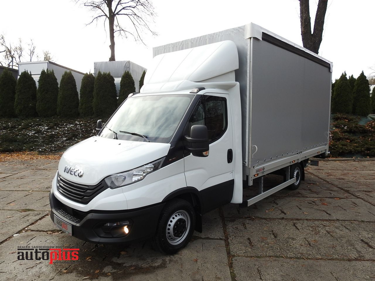 IVECO DAILY 35S16 NEW TARPAULIN LIFT 8 PALLETS CRUISE CONTROL AIR CONDITIONING 160HP - Dostavno vozilo s ceradom: slika IVECO DAILY 35S16 NEW TARPAULIN LIFT 8 PALLETS CRUISE CONTROL AIR CONDITIONING 160HP - Dostavno vozilo s ceradom IVECO DAILY 35S16 NEW TARPAULIN LIFT 8 PALLETS CRUISE CONTROL AIR CONDITIONING 160HP - Dostavno vozilo s ceradom: slika IVECO DAILY 35S16 NEW TARPAULIN LIFT 8 PALLETS CRUISE CONTROL AIR CONDITIONING 160HP - Dostavno vozilo s ceradom