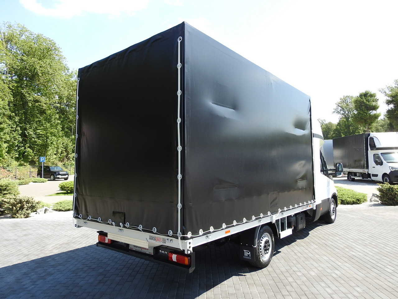 IVECO DAILY 35S18 NEW TARPAULIN 8 PALLETS CRUISE CONTROL NAVIGATION LED LIGHTS AUTOMATIC TRANSMISSION HI-MATIC MANUFACTURERS WARRANTY 180HP - Dostavno vozilo s ceradom: slika IVECO DAILY 35S18 NEW TARPAULIN 8 PALLETS CRUISE CONTROL NAVIGATION LED LIGHTS AUTOMATIC TRANSMISSION HI-MATIC MANUFACTURERS WARRANTY 180HP - Dostavno vozilo s ceradom IVECO DAILY 35S18 NEW TARPAULIN 8 PALLETS CRUISE CONTROL NAVIGATION LED LIGHTS AUTOMATIC TRANSMISSION HI-MATIC MANUFACTURERS WARRANTY 180HP - Dostavno vozilo s ceradom: slika IVECO DAILY 35S18 NEW TARPAULIN 8 PALLETS CRUISE CONTROL NAVIGATION LED LIGHTS AUTOMATIC TRANSMISSION HI-MATIC MANUFACTURERS WARRANTY 180HP - Dostavno vozilo s ceradom
