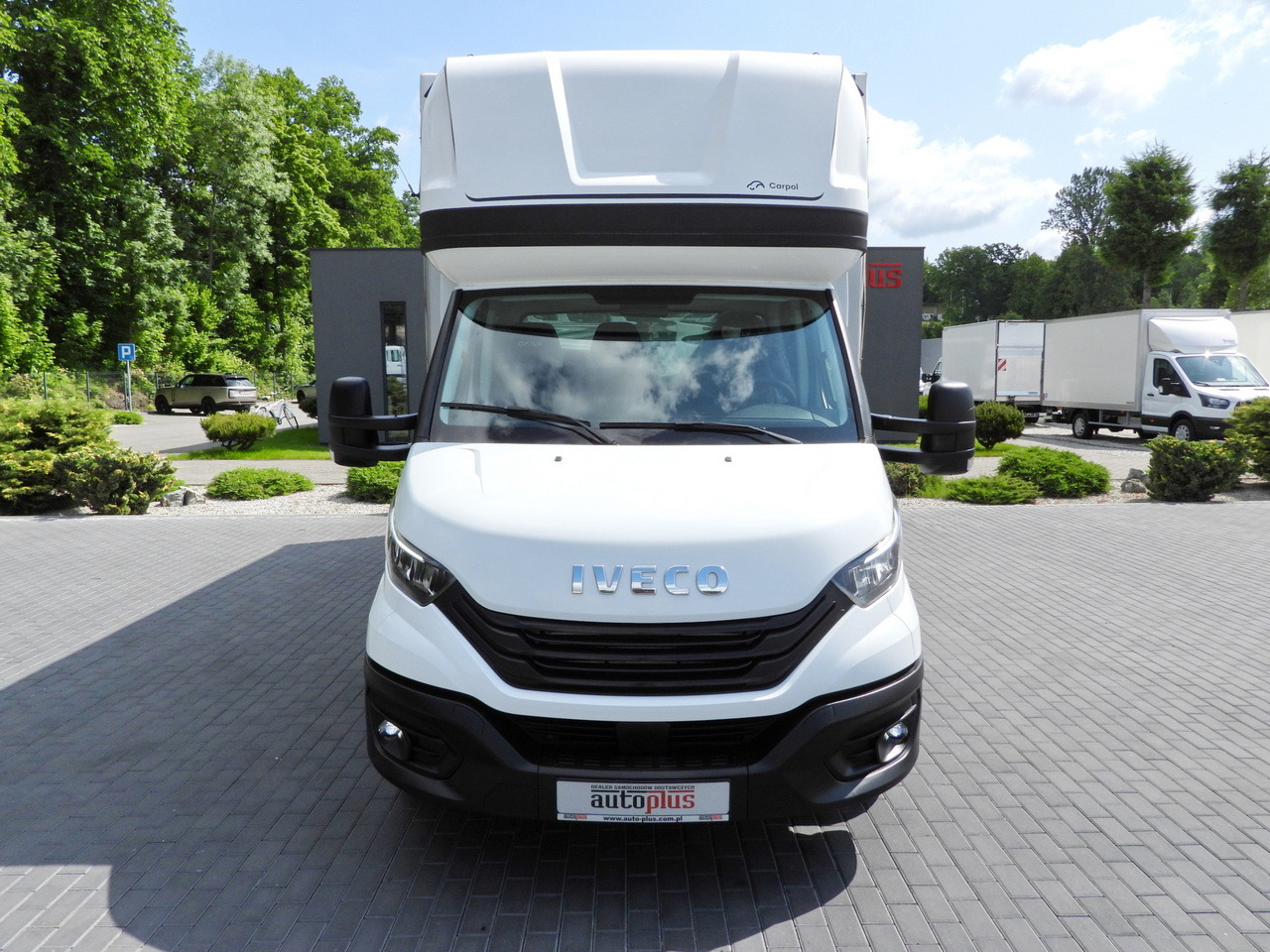 IVECO DAILY 35S18 TARPAULIN 10 PALLETS CRUISE CONTROL LED LIGHTS AIR CONDITIONING 180HP - Dostavno vozilo s ceradom: slika IVECO DAILY 35S18 TARPAULIN 10 PALLETS CRUISE CONTROL LED LIGHTS AIR CONDITIONING 180HP - Dostavno vozilo s ceradom IVECO DAILY 35S18 TARPAULIN 10 PALLETS CRUISE CONTROL LED LIGHTS AIR CONDITIONING 180HP - Dostavno vozilo s ceradom: slika IVECO DAILY 35S18 TARPAULIN 10 PALLETS CRUISE CONTROL LED LIGHTS AIR CONDITIONING 180HP - Dostavno vozilo s ceradom