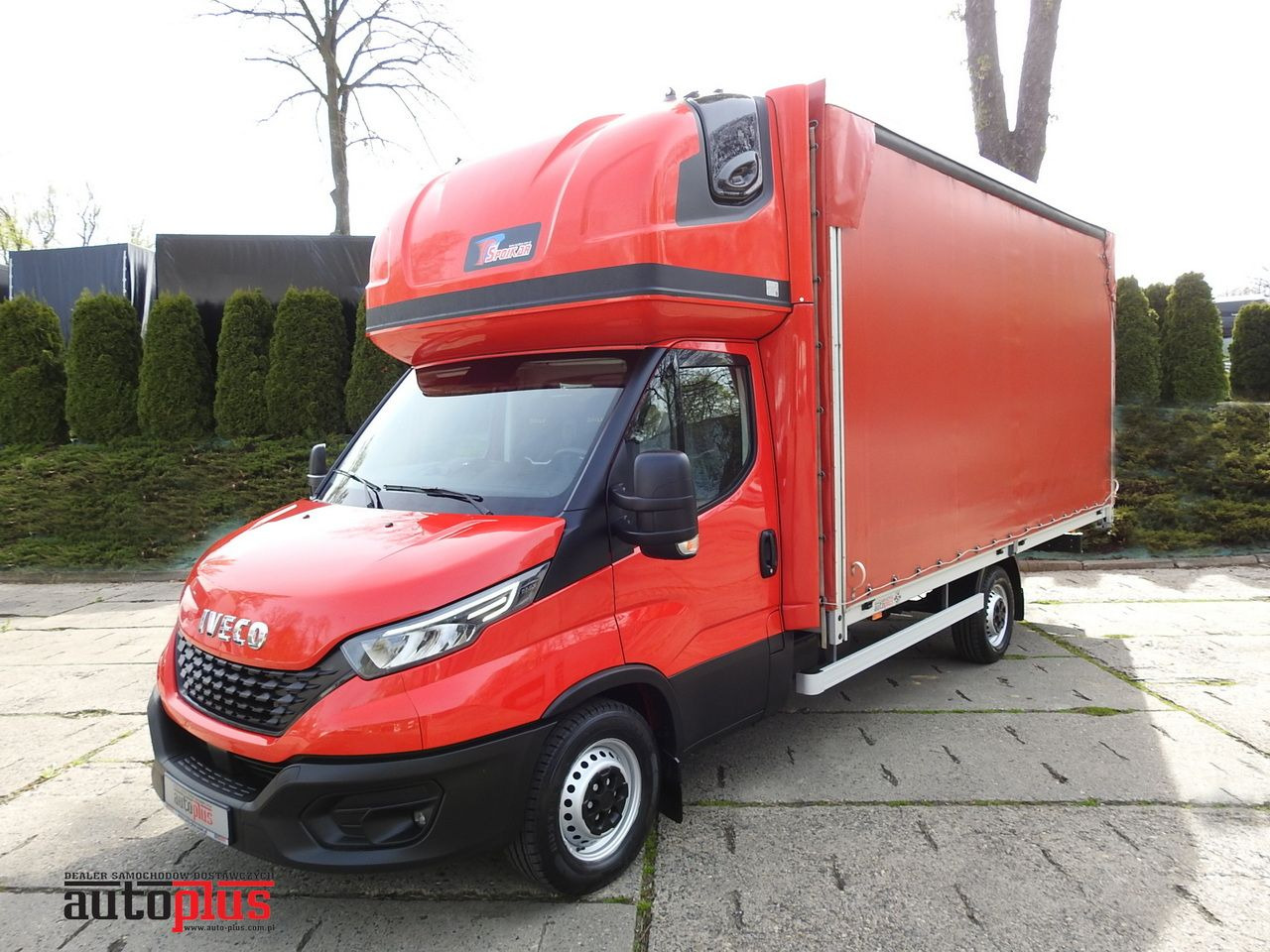 IVECO DAILY 35S18 TARPAULIN 10 PALLETS WEBASTO CRUISE CONTROL LED LIGHTS AIR CONDITIONING 180HP - Dostavno vozilo s ceradom: slika IVECO DAILY 35S18 TARPAULIN 10 PALLETS WEBASTO CRUISE CONTROL LED LIGHTS AIR CONDITIONING 180HP - Dostavno vozilo s ceradom IVECO DAILY 35S18 TARPAULIN 10 PALLETS WEBASTO CRUISE CONTROL LED LIGHTS AIR CONDITIONING 180HP - Dostavno vozilo s ceradom: slika IVECO DAILY 35S18 TARPAULIN 10 PALLETS WEBASTO CRUISE CONTROL LED LIGHTS AIR CONDITIONING 180HP - Dostavno vozilo s ceradom