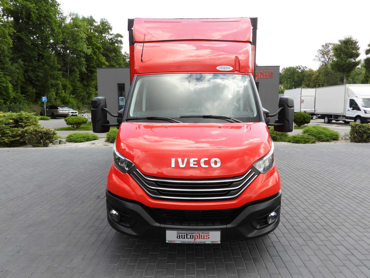 IVECO DAILY 35S21 TARPAULIN 10 PALLETS WEBASTO CRUISE CONTROL NAVIGATION LED LIGHTS PNEUMATICS AUTOMATIC TRANSMISSION HI-MATIC AIR CONDITIONING 210HP - Dostavno vozilo s ceradom: slika IVECO DAILY 35S21 TARPAULIN 10 PALLETS WEBASTO CRUISE CONTROL NAVIGATION LED LIGHTS PNEUMATICS AUTOMATIC TRANSMISSION HI-MATIC AIR CONDITIONING 210HP - Dostavno vozilo s ceradom IVECO DAILY 35S21 TARPAULIN 10 PALLETS WEBASTO CRUISE CONTROL NAVIGATION LED LIGHTS PNEUMATICS AUTOMATIC TRANSMISSION HI-MATIC AIR CONDITIONING 210HP - Dostavno vozilo s ceradom: slika IVECO DAILY 35S21 TARPAULIN 10 PALLETS WEBASTO CRUISE CONTROL NAVIGATION LED LIGHTS PNEUMATICS AUTOMATIC TRANSMISSION HI-MATIC AIR CONDITIONING 210HP - Dostavno vozilo s ceradom