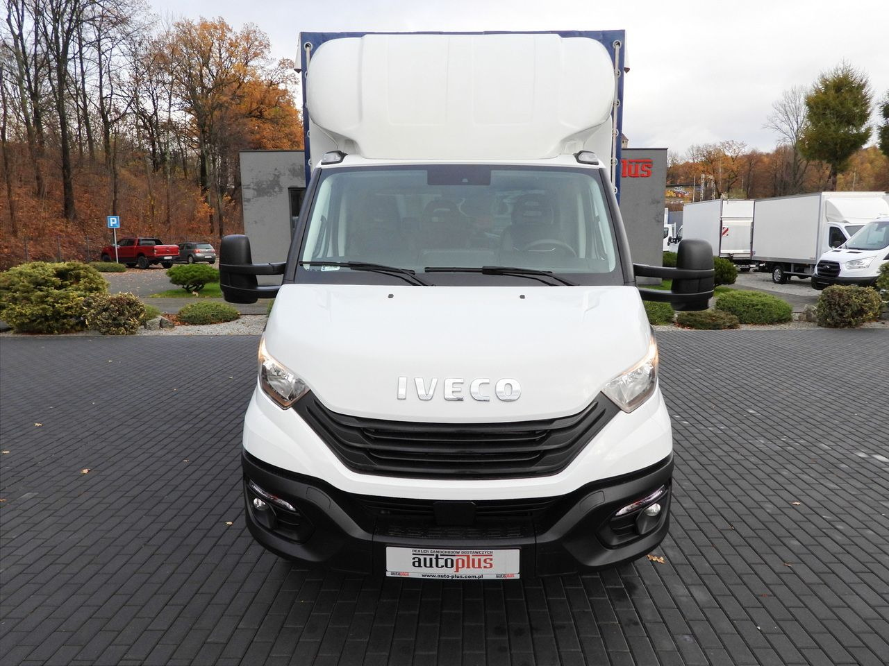 IVECO DAILY 50C16 TARPAULIN 10 PALLETS CRUISE CONTROL TWIN WHEELS AIR CONDITIONING 160HP - Dostavno vozilo s ceradom: slika IVECO DAILY 50C16 TARPAULIN 10 PALLETS CRUISE CONTROL TWIN WHEELS AIR CONDITIONING 160HP - Dostavno vozilo s ceradom IVECO DAILY 50C16 TARPAULIN 10 PALLETS CRUISE CONTROL TWIN WHEELS AIR CONDITIONING 160HP - Dostavno vozilo s ceradom: slika IVECO DAILY 50C16 TARPAULIN 10 PALLETS CRUISE CONTROL TWIN WHEELS AIR CONDITIONING 160HP - Dostavno vozilo s ceradom