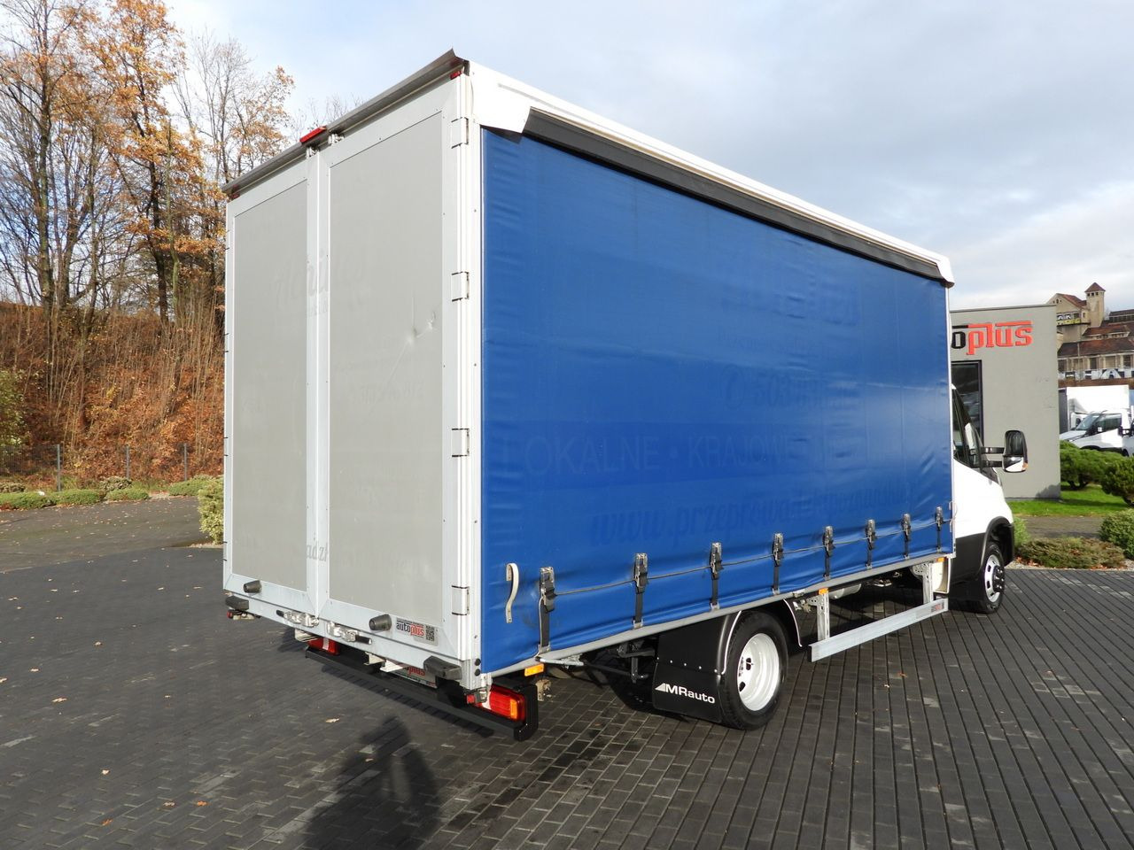 IVECO DAILY 50C16 TARPAULIN 10 PALLETS CRUISE CONTROL TWIN WHEELS AIR CONDITIONING 160HP - Dostavno vozilo s ceradom: slika IVECO DAILY 50C16 TARPAULIN 10 PALLETS CRUISE CONTROL TWIN WHEELS AIR CONDITIONING 160HP - Dostavno vozilo s ceradom IVECO DAILY 50C16 TARPAULIN 10 PALLETS CRUISE CONTROL TWIN WHEELS AIR CONDITIONING 160HP - Dostavno vozilo s ceradom: slika IVECO DAILY 50C16 TARPAULIN 10 PALLETS CRUISE CONTROL TWIN WHEELS AIR CONDITIONING 160HP - Dostavno vozilo s ceradom