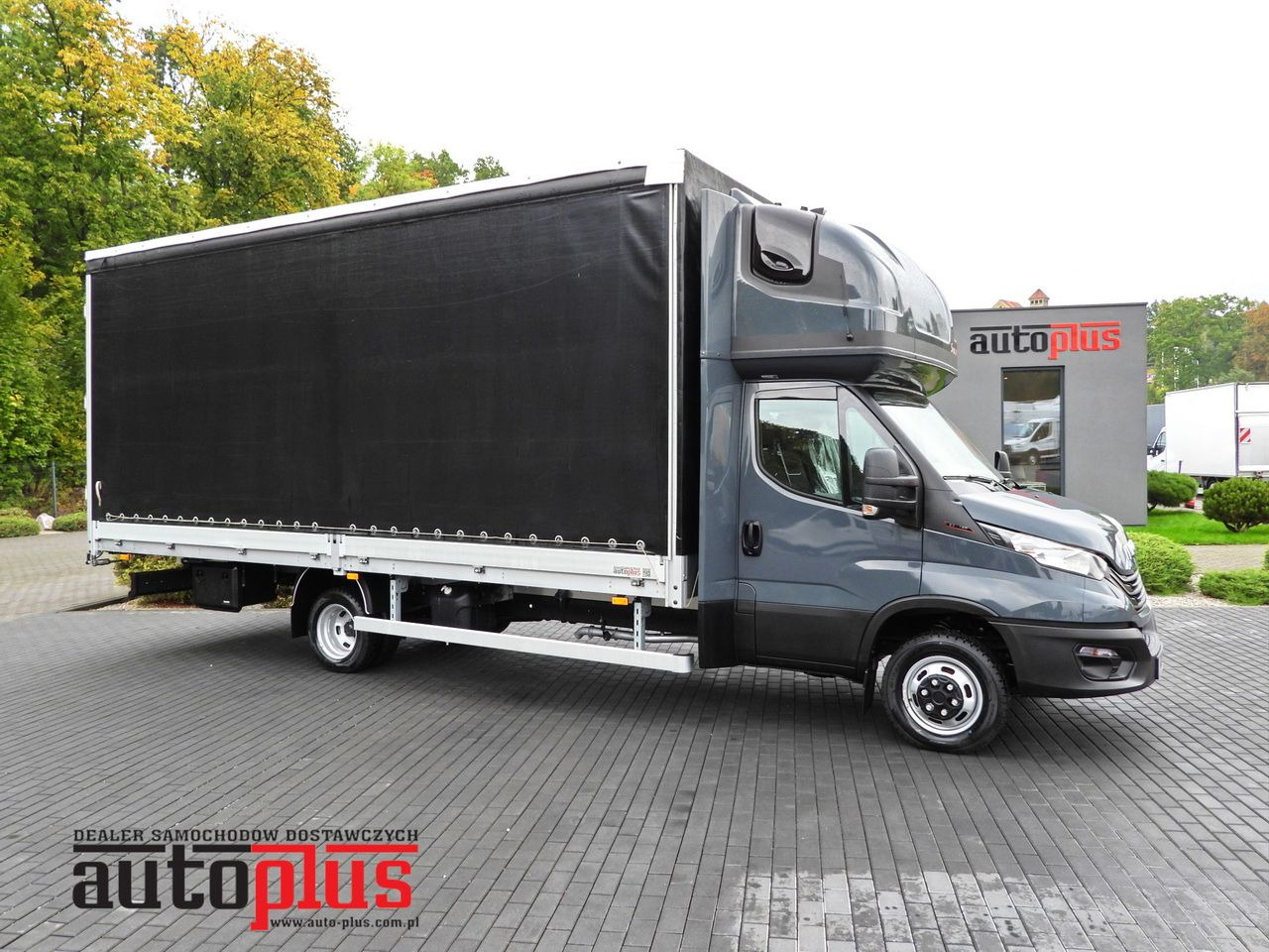 IVECO DAILY 50C18 TARPAULIN 14 PALLETS WEBASTO CRUISE CONTROL PNEUMATICS TWIN WHEELS AIR CONDITIONING 180HP - Dostavno vozilo s ceradom: slika IVECO DAILY 50C18 TARPAULIN 14 PALLETS WEBASTO CRUISE CONTROL PNEUMATICS TWIN WHEELS AIR CONDITIONING 180HP - Dostavno vozilo s ceradom IVECO DAILY 50C18 TARPAULIN 14 PALLETS WEBASTO CRUISE CONTROL PNEUMATICS TWIN WHEELS AIR CONDITIONING 180HP - Dostavno vozilo s ceradom: slika IVECO DAILY 50C18 TARPAULIN 14 PALLETS WEBASTO CRUISE CONTROL PNEUMATICS TWIN WHEELS AIR CONDITIONING 180HP - Dostavno vozilo s ceradom