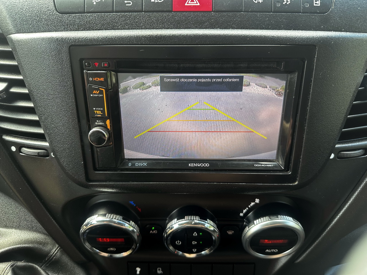 Kamion hladnjača IVECO DAILY 70C17 REFRIGERATOR 1*C LIFT 10 PALLETS POWER SUPPLY 230V CRUISE CONTROL AIR CONDITIONING PNEUMATICS AUTOMATIC TRANSMISSION HI-MATIC TWIN WHEELS 170HP: slika Kamion hladnjača IVECO DAILY 70C17 REFRIGERATOR 1*C LIFT 10 PALLETS POWER SUPPLY 230V CRUISE CONTROL AIR CONDITIONING PNEUMATICS AUTOMATIC TRANSMISSION HI-MATIC TWIN WHEELS 170HP Kamion hladnjača IVECO DAILY 70C17 REFRIGERATOR 1*C LIFT 10 PALLETS POWER SUPPLY 230V CRUISE CONTROL AIR CONDITIONING PNEUMATICS AUTOMATIC TRANSMISSION HI-MATIC TWIN WHEELS 170HP: slika Kamion hladnjača IVECO DAILY 70C17 REFRIGERATOR 1*C LIFT 10 PALLETS POWER SUPPLY 230V CRUISE CONTROL AIR CONDITIONING PNEUMATICS AUTOMATIC TRANSMISSION HI-MATIC TWIN WHEELS 170HP