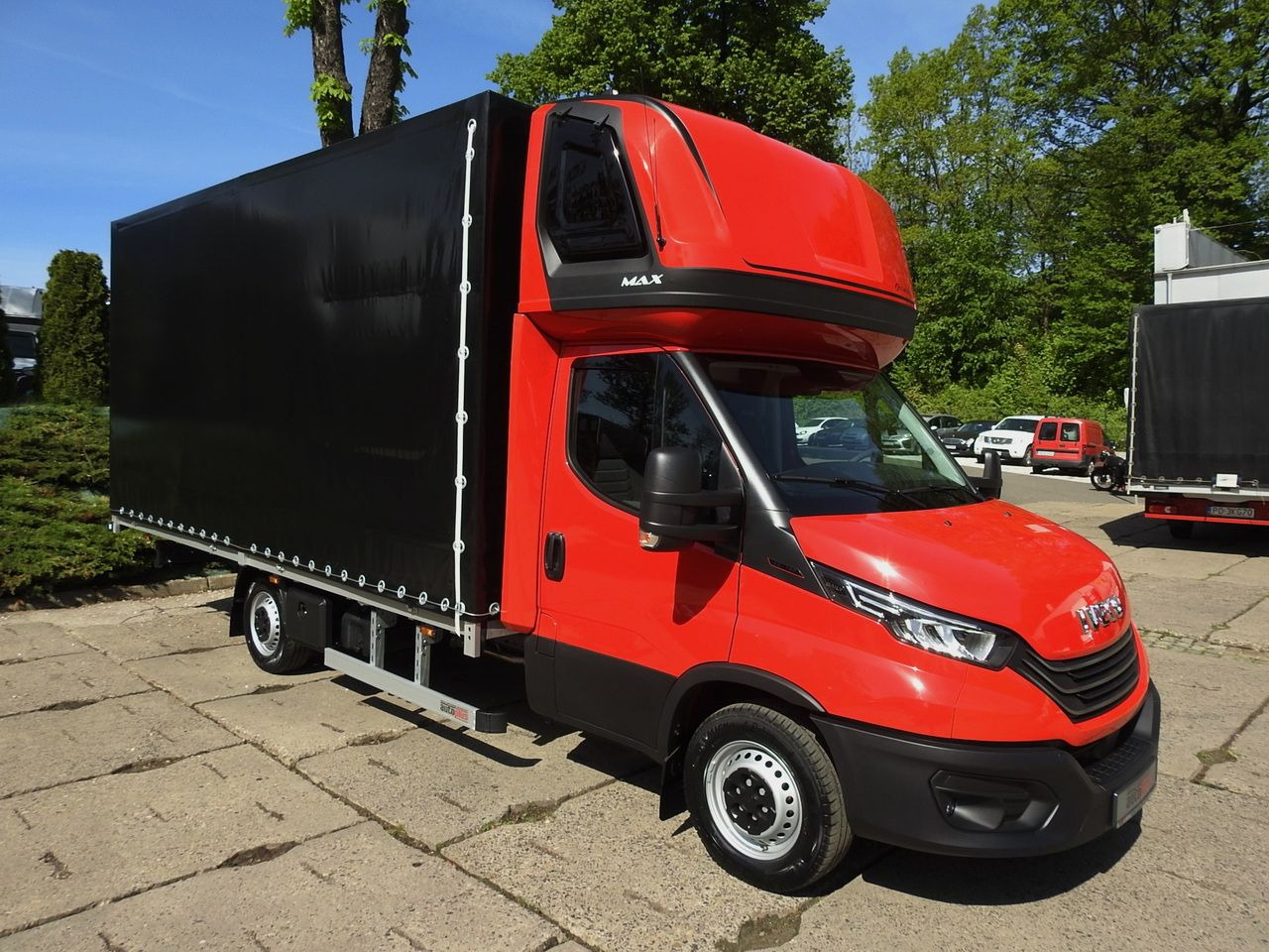 IVECO DAILY NEW TARPAULIN 10 PALLETS WEBASTO CRUISE CONTROL NAVIGATION AIR CONDITIONING LED LIGHTS 180HP - Dostavno vozilo s ceradom: slika IVECO DAILY NEW TARPAULIN 10 PALLETS WEBASTO CRUISE CONTROL NAVIGATION AIR CONDITIONING LED LIGHTS 180HP - Dostavno vozilo s ceradom IVECO DAILY NEW TARPAULIN 10 PALLETS WEBASTO CRUISE CONTROL NAVIGATION AIR CONDITIONING LED LIGHTS 180HP - Dostavno vozilo s ceradom: slika IVECO DAILY NEW TARPAULIN 10 PALLETS WEBASTO CRUISE CONTROL NAVIGATION AIR CONDITIONING LED LIGHTS 180HP - Dostavno vozilo s ceradom