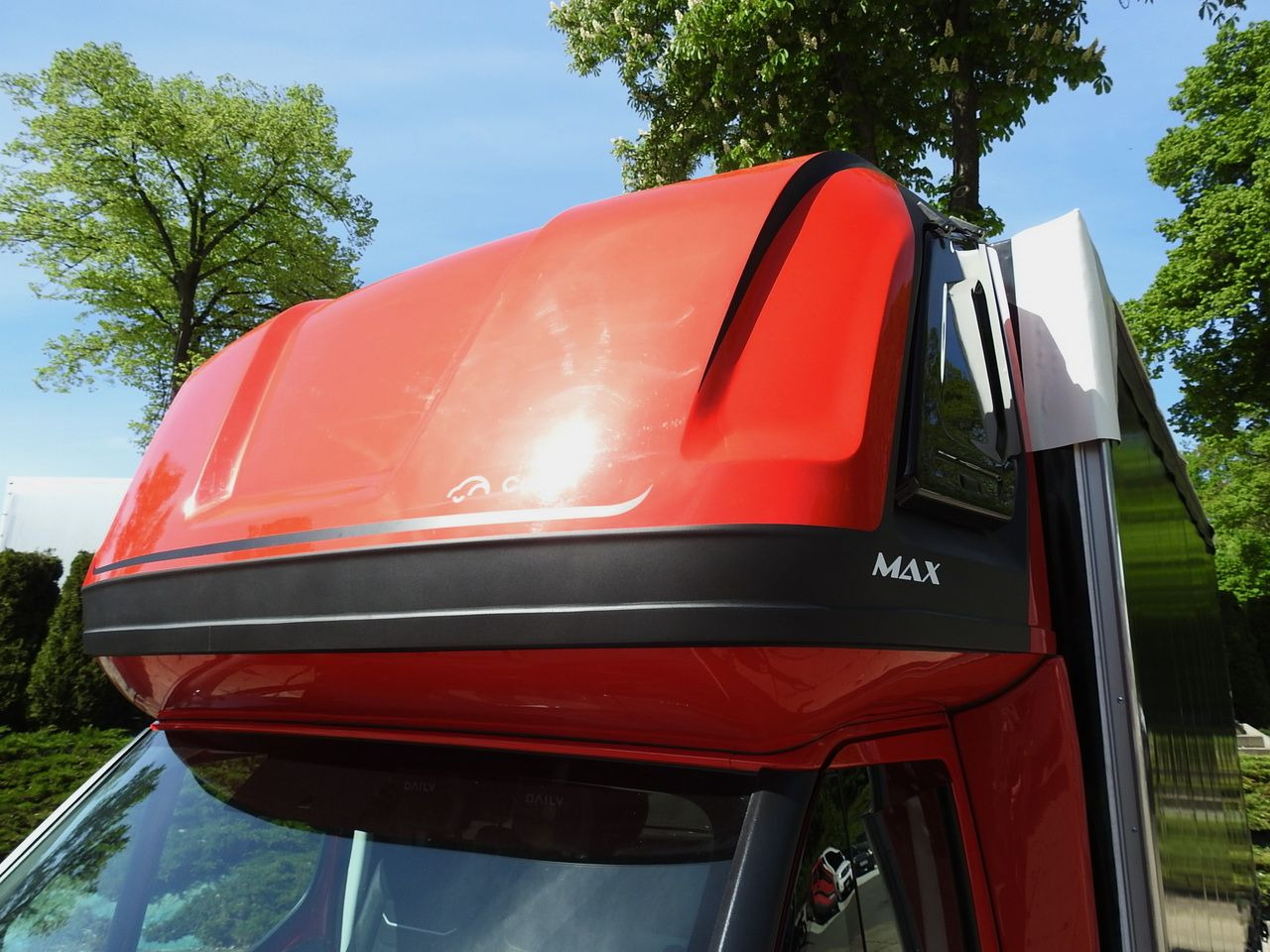 Novi Dostavno vozilo s ceradom IVECO DAILY NEW TARPAULIN 10 PALLETS WEBASTO CRUISE CONTROL NAVIGATION AIR CONDITIONING LED LIGHTS  180HP: slika Novi Dostavno vozilo s ceradom IVECO DAILY NEW TARPAULIN 10 PALLETS WEBASTO CRUISE CONTROL NAVIGATION AIR CONDITIONING LED LIGHTS  180HP