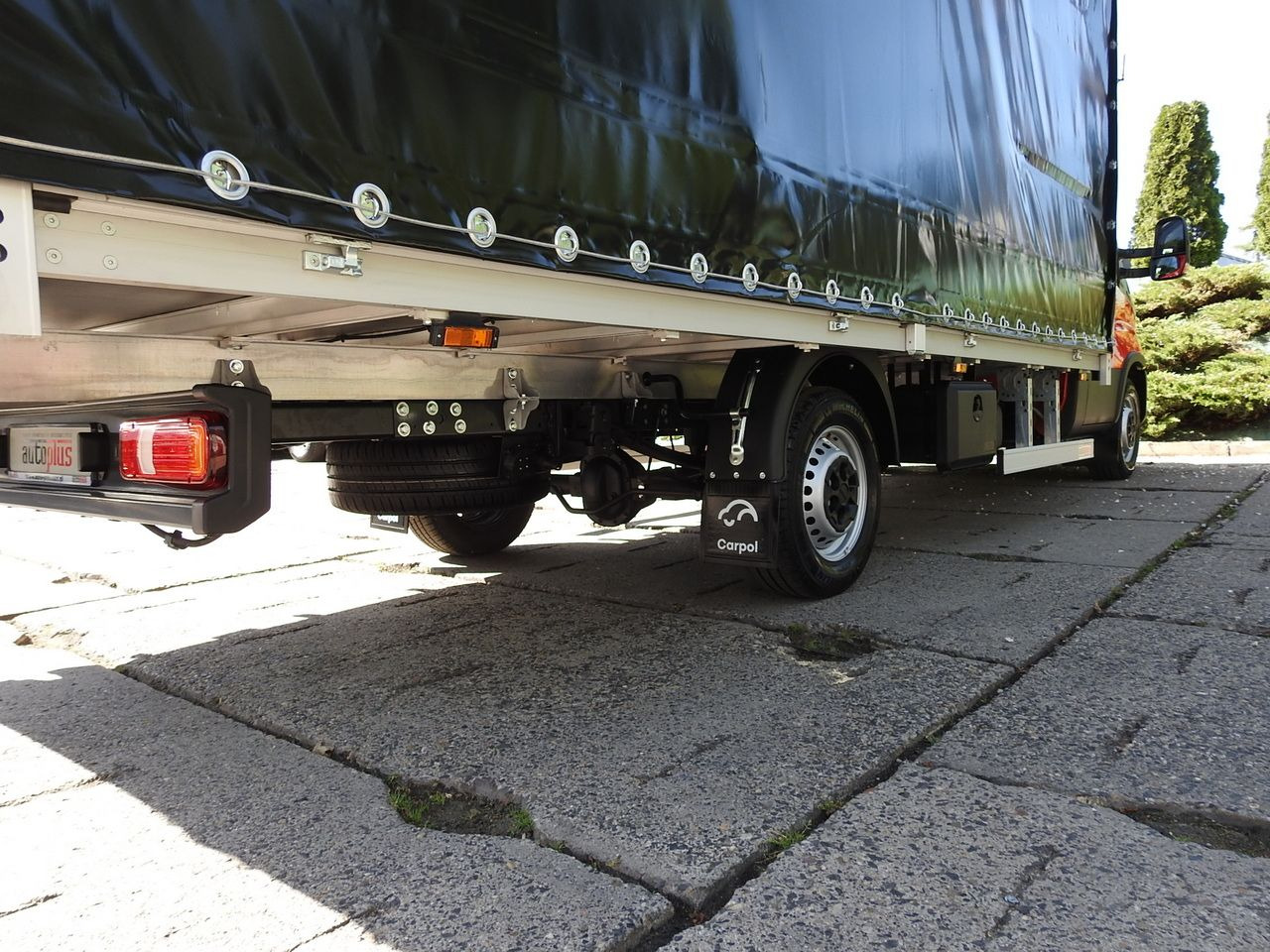 Novi Dostavno vozilo s ceradom IVECO DAILY NEW TARPAULIN 10 PALLETS WEBASTO CRUISE CONTROL NAVIGATION AIR CONDITIONING LED LIGHTS  180HP: slika Novi Dostavno vozilo s ceradom IVECO DAILY NEW TARPAULIN 10 PALLETS WEBASTO CRUISE CONTROL NAVIGATION AIR CONDITIONING LED LIGHTS  180HP