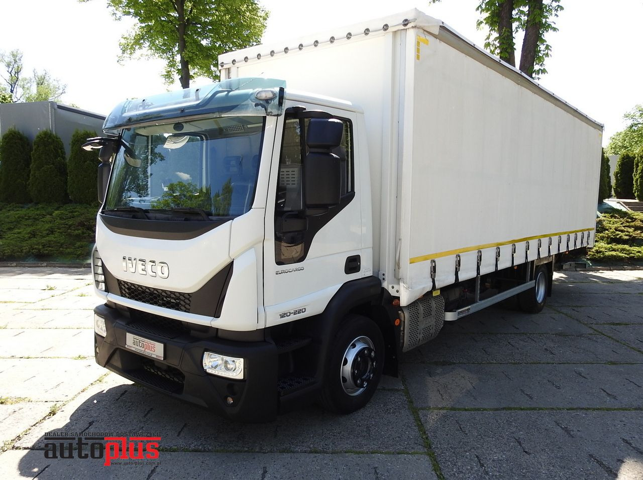 IVECO EUROCARGO 120 - 220 TARPAULIN LIFT 20 PALLETS LED LIGHTS AUTOMATIC TRANSMISSION HI-MATIC TWIN WHEELS AIR CONDITIONING 220HP - Dostavno vozilo s ceradom: slika IVECO EUROCARGO 120 - 220 TARPAULIN LIFT 20 PALLETS LED LIGHTS AUTOMATIC TRANSMISSION HI-MATIC TWIN WHEELS AIR CONDITIONING 220HP - Dostavno vozilo s ceradom IVECO EUROCARGO 120 - 220 TARPAULIN LIFT 20 PALLETS LED LIGHTS AUTOMATIC TRANSMISSION HI-MATIC TWIN WHEELS AIR CONDITIONING 220HP - Dostavno vozilo s ceradom: slika IVECO EUROCARGO 120 - 220 TARPAULIN LIFT 20 PALLETS LED LIGHTS AUTOMATIC TRANSMISSION HI-MATIC TWIN WHEELS AIR CONDITIONING 220HP - Dostavno vozilo s ceradom