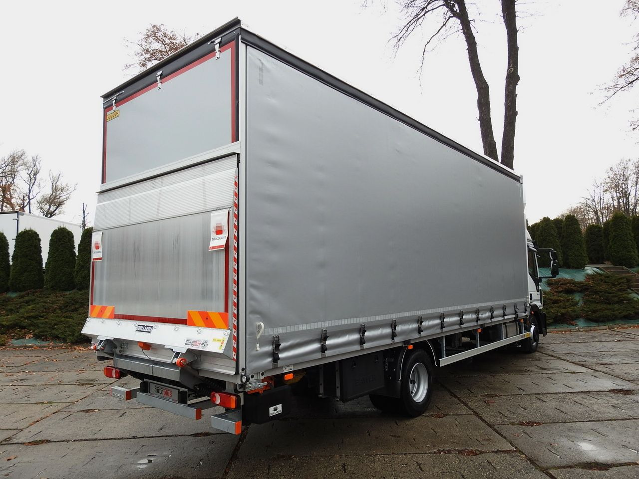 IVECO EUROCARGO 120-250 NEW TARPAULIN LIFT 18 PALLETS WEBASTO CRUISE CONTROL AIR CONDITIONING LED LIGHTS PNEUMATICS AUTOMATIC TRANSMISSION HI-MATIC 250HP - Dostavno vozilo s ceradom: slika IVECO EUROCARGO 120-250 NEW TARPAULIN LIFT 18 PALLETS WEBASTO CRUISE CONTROL AIR CONDITIONING LED LIGHTS PNEUMATICS AUTOMATIC TRANSMISSION HI-MATIC 250HP - Dostavno vozilo s ceradom IVECO EUROCARGO 120-250 NEW TARPAULIN LIFT 18 PALLETS WEBASTO CRUISE CONTROL AIR CONDITIONING LED LIGHTS PNEUMATICS AUTOMATIC TRANSMISSION HI-MATIC 250HP - Dostavno vozilo s ceradom: slika IVECO EUROCARGO 120-250 NEW TARPAULIN LIFT 18 PALLETS WEBASTO CRUISE CONTROL AIR CONDITIONING LED LIGHTS PNEUMATICS AUTOMATIC TRANSMISSION HI-MATIC 250HP - Dostavno vozilo s ceradom