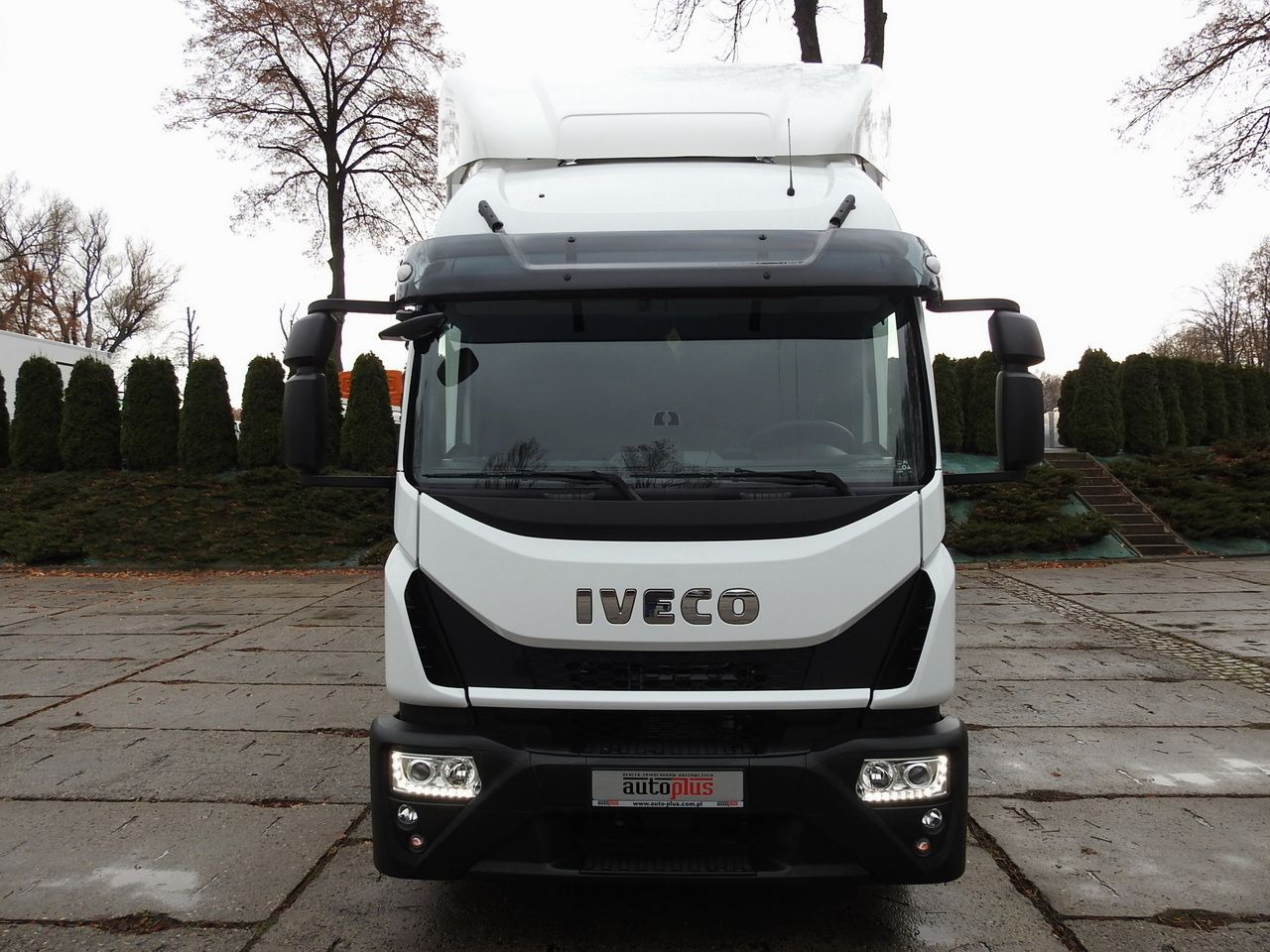 IVECO EUROCARGO 120-250 NEW TARPAULIN LIFT 18 PALLETS WEBASTO CRUISE CONTROL AIR CONDITIONING LED LIGHTS PNEUMATICS AUTOMATIC TRANSMISSION HI-MATIC 250HP - Dostavno vozilo s ceradom: slika IVECO EUROCARGO 120-250 NEW TARPAULIN LIFT 18 PALLETS WEBASTO CRUISE CONTROL AIR CONDITIONING LED LIGHTS PNEUMATICS AUTOMATIC TRANSMISSION HI-MATIC 250HP - Dostavno vozilo s ceradom IVECO EUROCARGO 120-250 NEW TARPAULIN LIFT 18 PALLETS WEBASTO CRUISE CONTROL AIR CONDITIONING LED LIGHTS PNEUMATICS AUTOMATIC TRANSMISSION HI-MATIC 250HP - Dostavno vozilo s ceradom: slika IVECO EUROCARGO 120-250 NEW TARPAULIN LIFT 18 PALLETS WEBASTO CRUISE CONTROL AIR CONDITIONING LED LIGHTS PNEUMATICS AUTOMATIC TRANSMISSION HI-MATIC 250HP - Dostavno vozilo s ceradom