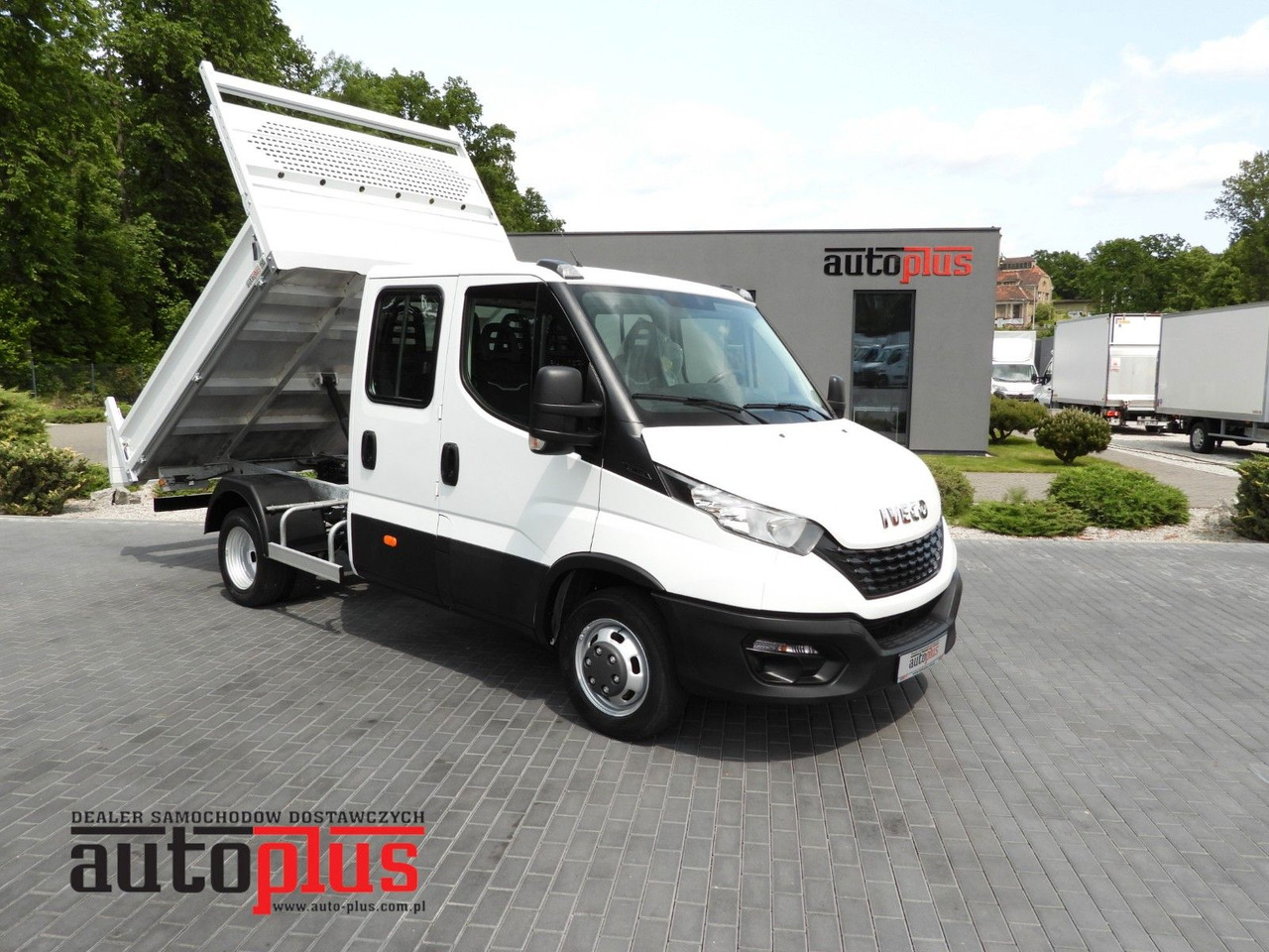Iveco DAILY 35C14 KIPPER DOPPELKABINE DOKA 6 SITZE A/C - Mali kamion kiper, Dostavno vozilo s dvostrukom kabinom: slika Iveco DAILY 35C14 KIPPER DOPPELKABINE DOKA 6 SITZE A/C - Mali kamion kiper, Dostavno vozilo s dvostrukom kabinom Iveco DAILY 35C14 KIPPER DOPPELKABINE DOKA 6 SITZE A/C - Mali kamion kiper, Dostavno vozilo s dvostrukom kabinom: slika Iveco DAILY 35C14 KIPPER DOPPELKABINE DOKA 6 SITZE A/C - Mali kamion kiper, Dostavno vozilo s dvostrukom kabinom