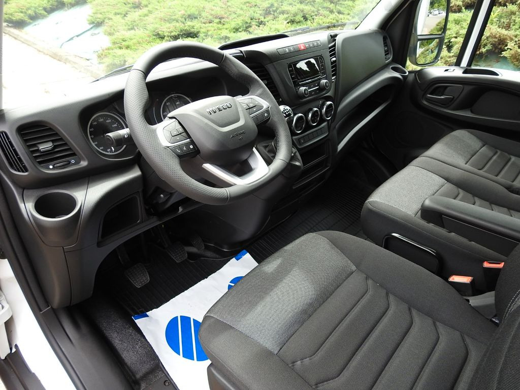 Iveco DAILY 35S18 PRITSCHE PLANE 10 PALETTEN WEBASTO - Dostavno vozilo s ceradom, Dostavno vozilo s dvostrukom kabinom: slika Iveco DAILY 35S18 PRITSCHE PLANE 10 PALETTEN WEBASTO - Dostavno vozilo s ceradom, Dostavno vozilo s dvostrukom kabinom Iveco DAILY 35S18 PRITSCHE PLANE 10 PALETTEN WEBASTO - Dostavno vozilo s ceradom, Dostavno vozilo s dvostrukom kabinom: slika Iveco DAILY 35S18 PRITSCHE PLANE 10 PALETTEN WEBASTO - Dostavno vozilo s ceradom, Dostavno vozilo s dvostrukom kabinom