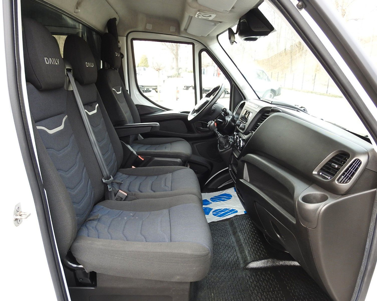 Dostavno vozilo s ceradom Iveco DAILY  35S18 PRITSCHE PLANE 10 PALETTEN WEBASTO: slika Dostavno vozilo s ceradom Iveco DAILY  35S18 PRITSCHE PLANE 10 PALETTEN WEBASTO