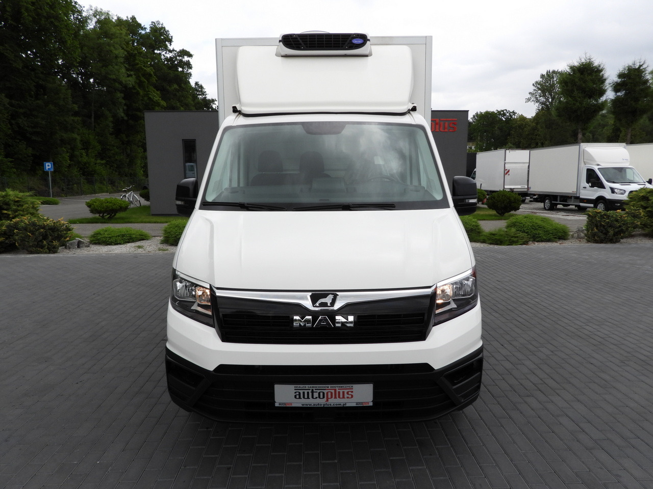 MAN TGE 3.180 REGRIGERATOR BOX 0*C CRUISE CONTROL TWIN WHEELS AIR CONDITIONING 180HP - Dostavno vozilo hladnjača: slika MAN TGE 3.180 REGRIGERATOR BOX 0*C CRUISE CONTROL TWIN WHEELS AIR CONDITIONING 180HP - Dostavno vozilo hladnjača MAN TGE 3.180 REGRIGERATOR BOX 0*C CRUISE CONTROL TWIN WHEELS AIR CONDITIONING 180HP - Dostavno vozilo hladnjača: slika MAN TGE 3.180 REGRIGERATOR BOX 0*C CRUISE CONTROL TWIN WHEELS AIR CONDITIONING 180HP - Dostavno vozilo hladnjača