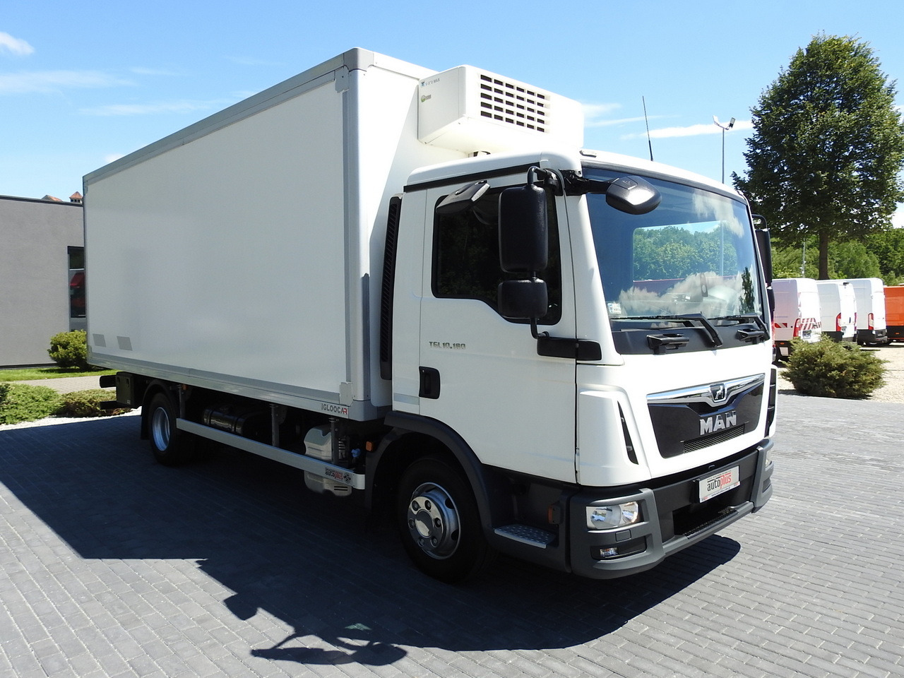 MAN TGL 10.180 REGRIGERATOR BOX -20*C 11 PALLETS POWER SUPPLY 230V AIR CONDITIONING PNEUMATICS TWIN WHEELS 180HP - Kamion hladnjača: slika MAN TGL 10.180 REGRIGERATOR BOX -20*C 11 PALLETS POWER SUPPLY 230V AIR CONDITIONING PNEUMATICS TWIN WHEELS 180HP - Kamion hladnjača MAN TGL 10.180 REGRIGERATOR BOX -20*C 11 PALLETS POWER SUPPLY 230V AIR CONDITIONING PNEUMATICS TWIN WHEELS 180HP - Kamion hladnjača: slika MAN TGL 10.180 REGRIGERATOR BOX -20*C 11 PALLETS POWER SUPPLY 230V AIR CONDITIONING PNEUMATICS TWIN WHEELS 180HP - Kamion hladnjača