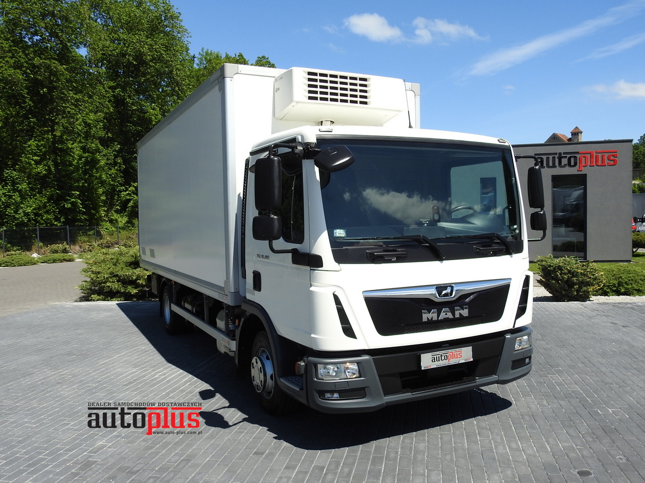 MAN TGL 10.180 REGRIGERATOR BOX -20*C 11 PALLETS POWER SUPPLY 230V AIR CONDITIONING PNEUMATICS TWIN WHEELS 180HP - Kamion hladnjača: slika MAN TGL 10.180 REGRIGERATOR BOX -20*C 11 PALLETS POWER SUPPLY 230V AIR CONDITIONING PNEUMATICS TWIN WHEELS 180HP - Kamion hladnjača MAN TGL 10.180 REGRIGERATOR BOX -20*C 11 PALLETS POWER SUPPLY 230V AIR CONDITIONING PNEUMATICS TWIN WHEELS 180HP - Kamion hladnjača: slika MAN TGL 10.180 REGRIGERATOR BOX -20*C 11 PALLETS POWER SUPPLY 230V AIR CONDITIONING PNEUMATICS TWIN WHEELS 180HP - Kamion hladnjača