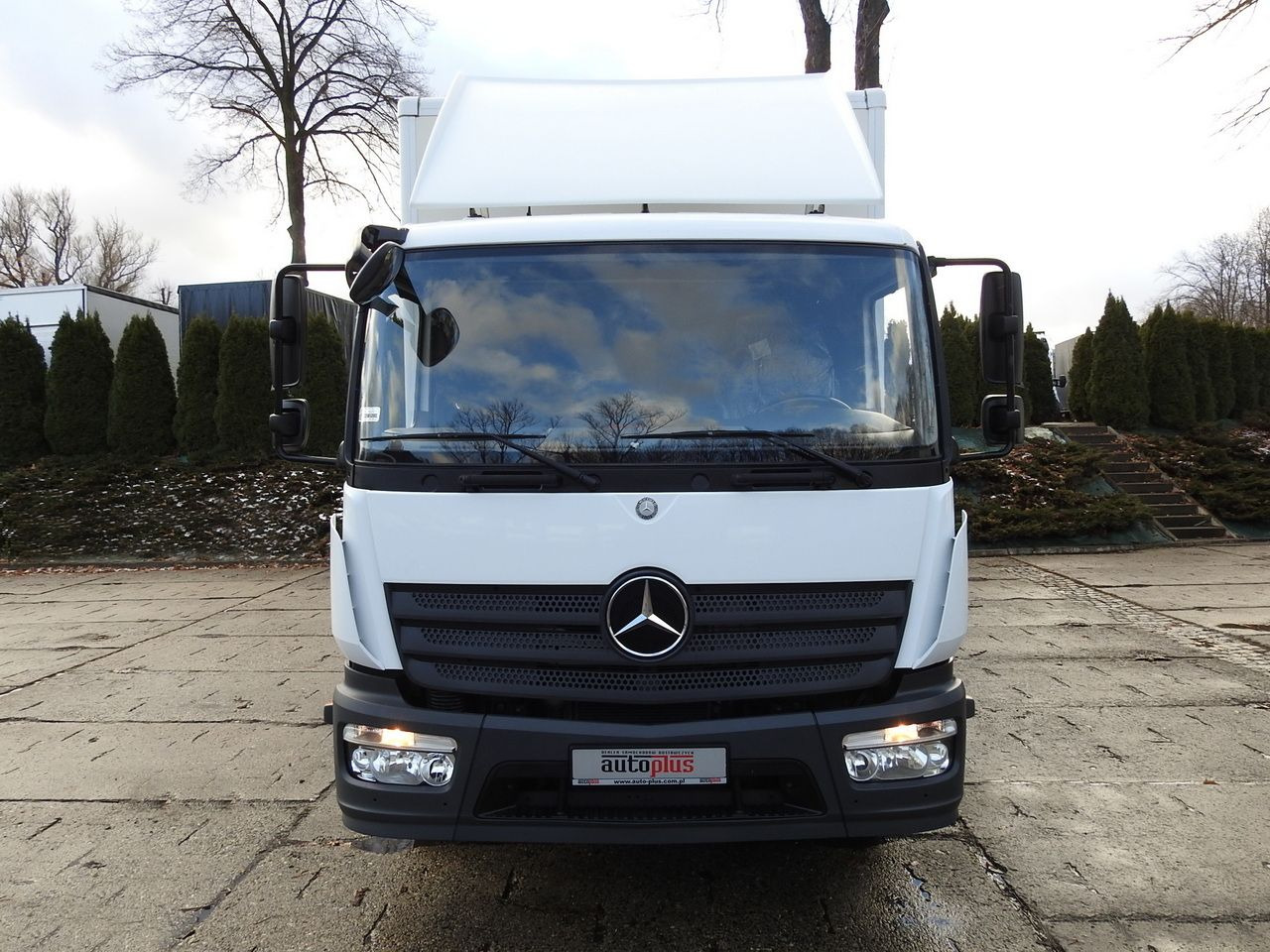 MERCEDES ATEGO 12.24 BOX LIFT 18 PALLETS CRUISE CONTROL AUTOMATIC TRANSMISSION TWIN WHEELS AIR CONDITIONING 240HP - Dostavno vozilo sa zatvorenim sandukom: slika MERCEDES ATEGO 12.24 BOX LIFT 18 PALLETS CRUISE CONTROL AUTOMATIC TRANSMISSION TWIN WHEELS AIR CONDITIONING 240HP - Dostavno vozilo sa zatvorenim sandukom MERCEDES ATEGO 12.24 BOX LIFT 18 PALLETS CRUISE CONTROL AUTOMATIC TRANSMISSION TWIN WHEELS AIR CONDITIONING 240HP - Dostavno vozilo sa zatvorenim sandukom: slika MERCEDES ATEGO 12.24 BOX LIFT 18 PALLETS CRUISE CONTROL AUTOMATIC TRANSMISSION TWIN WHEELS AIR CONDITIONING 240HP - Dostavno vozilo sa zatvorenim sandukom