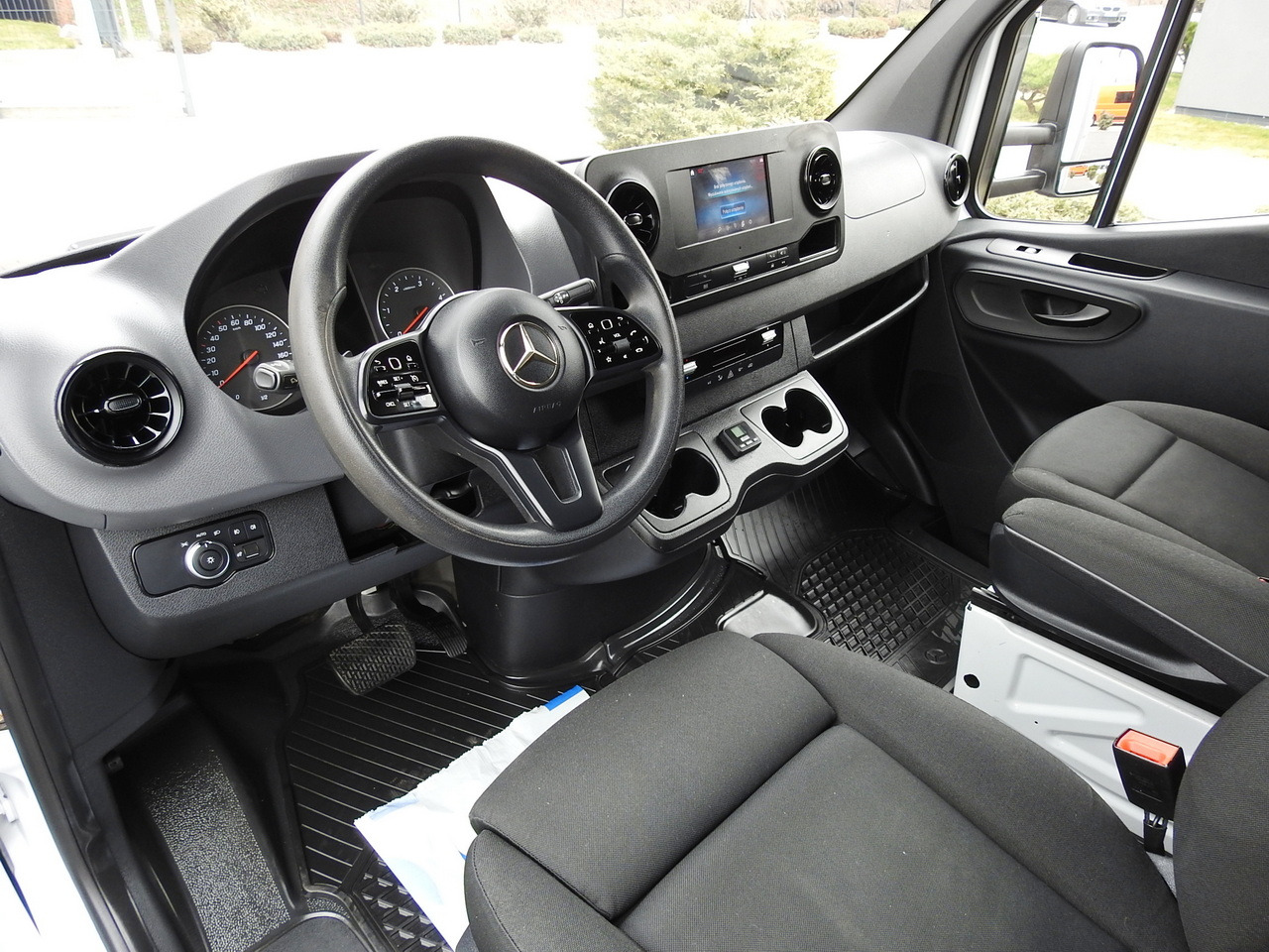 MERCEDES SPRINTER 316 TARPAULIN 10 PALLETS WEBASTO CRUISE CONTROL LED LIGHTS PNEUMATICS AUTOMATIC TRANSMISSION AIR CONDITIONING 160HP - Dostavno vozilo s ceradom: slika MERCEDES SPRINTER 316 TARPAULIN 10 PALLETS WEBASTO CRUISE CONTROL LED LIGHTS PNEUMATICS AUTOMATIC TRANSMISSION AIR CONDITIONING 160HP - Dostavno vozilo s ceradom MERCEDES SPRINTER 316 TARPAULIN 10 PALLETS WEBASTO CRUISE CONTROL LED LIGHTS PNEUMATICS AUTOMATIC TRANSMISSION AIR CONDITIONING 160HP - Dostavno vozilo s ceradom: slika MERCEDES SPRINTER 316 TARPAULIN 10 PALLETS WEBASTO CRUISE CONTROL LED LIGHTS PNEUMATICS AUTOMATIC TRANSMISSION AIR CONDITIONING 160HP - Dostavno vozilo s ceradom