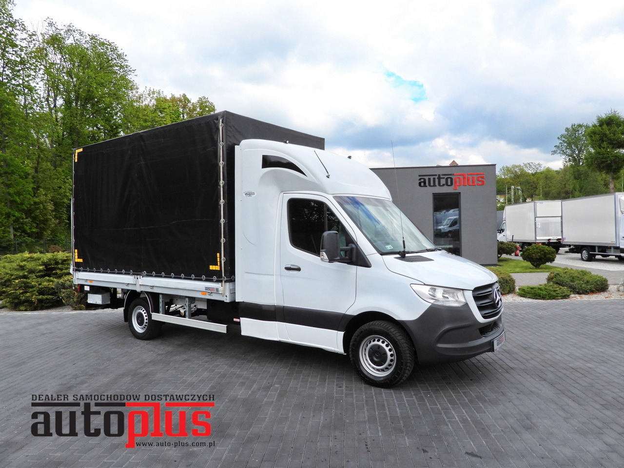 MERCEDES SPRINTER 316 TARPAULIN LIFT 8 PALLETS WEBASTO CRUISE CONTROL AIR CONDITIONING 160HP - Dostavno vozilo s ceradom: slika MERCEDES SPRINTER 316 TARPAULIN LIFT 8 PALLETS WEBASTO CRUISE CONTROL AIR CONDITIONING 160HP - Dostavno vozilo s ceradom MERCEDES SPRINTER 316 TARPAULIN LIFT 8 PALLETS WEBASTO CRUISE CONTROL AIR CONDITIONING 160HP - Dostavno vozilo s ceradom: slika MERCEDES SPRINTER 316 TARPAULIN LIFT 8 PALLETS WEBASTO CRUISE CONTROL AIR CONDITIONING 160HP - Dostavno vozilo s ceradom