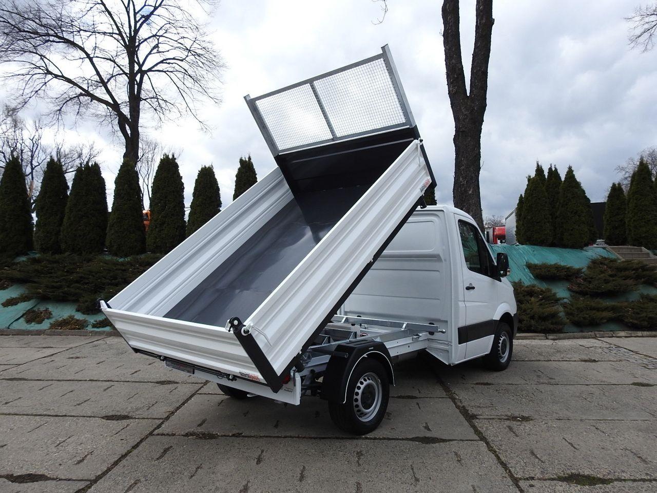 MERCEDES SPRINTER 316 THREE-WAY TIPPER CRUISE CONTROL AUTOMATIC TRANSMISSION AIR CONDITIONING 160HP - Mali kamion kiper: slika MERCEDES SPRINTER 316 THREE-WAY TIPPER CRUISE CONTROL AUTOMATIC TRANSMISSION AIR CONDITIONING 160HP - Mali kamion kiper MERCEDES SPRINTER 316 THREE-WAY TIPPER CRUISE CONTROL AUTOMATIC TRANSMISSION AIR CONDITIONING 160HP - Mali kamion kiper: slika MERCEDES SPRINTER 316 THREE-WAY TIPPER CRUISE CONTROL AUTOMATIC TRANSMISSION AIR CONDITIONING 160HP - Mali kamion kiper