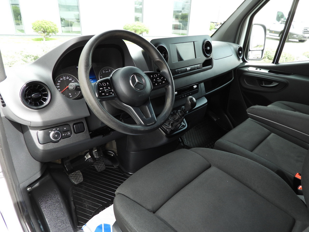 MERCEDES SPRINTER 516 TIPPER CRUISE CONTROL TWIN WHEELS AIR CONDITIONING 160HP - Mali kamion kiper: slika MERCEDES SPRINTER 516 TIPPER CRUISE CONTROL TWIN WHEELS AIR CONDITIONING 160HP - Mali kamion kiper MERCEDES SPRINTER 516 TIPPER CRUISE CONTROL TWIN WHEELS AIR CONDITIONING 160HP - Mali kamion kiper: slika MERCEDES SPRINTER 516 TIPPER CRUISE CONTROL TWIN WHEELS AIR CONDITIONING 160HP - Mali kamion kiper