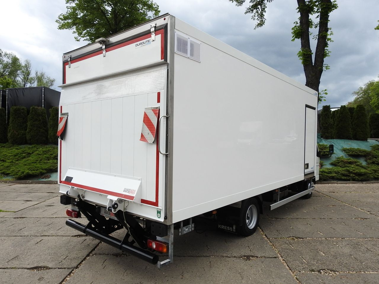 MITSUBISHI CANTER FUSO 7C15 REGRIGERATOR BOX -4*C LIFT POWER SUPPLY 230V AIR CONDITIONING AUTOMATIC TRANSMISSION 150HP - Kamion hladnjača: slika MITSUBISHI CANTER FUSO 7C15 REGRIGERATOR BOX -4*C LIFT POWER SUPPLY 230V AIR CONDITIONING AUTOMATIC TRANSMISSION 150HP - Kamion hladnjača MITSUBISHI CANTER FUSO 7C15 REGRIGERATOR BOX -4*C LIFT POWER SUPPLY 230V AIR CONDITIONING AUTOMATIC TRANSMISSION 150HP - Kamion hladnjača: slika MITSUBISHI CANTER FUSO 7C15 REGRIGERATOR BOX -4*C LIFT POWER SUPPLY 230V AIR CONDITIONING AUTOMATIC TRANSMISSION 150HP - Kamion hladnjača