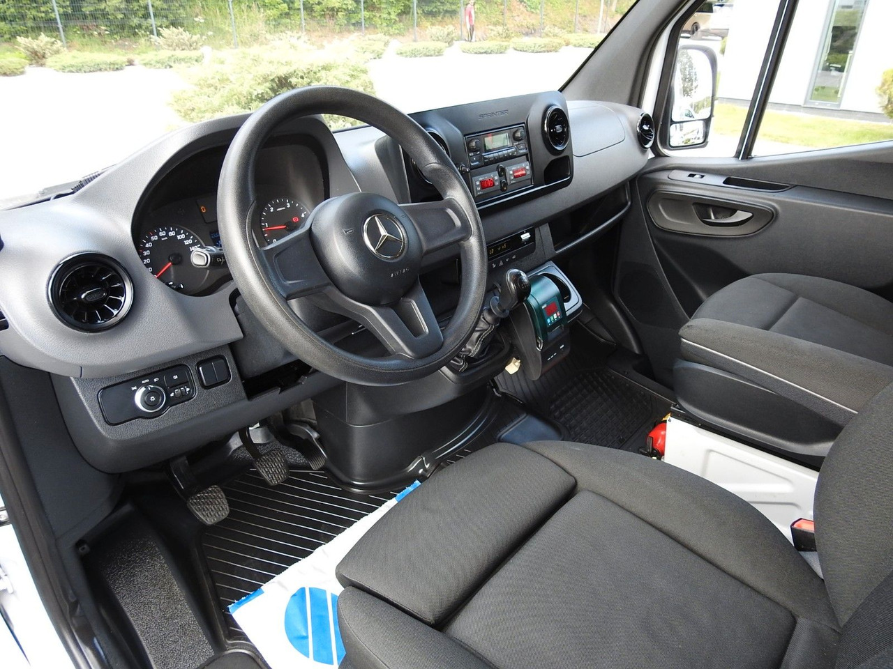 Mercedes-Benz SPRINTER 314 KÜHLKASTENWAGEN -5*C HEIZFUNKTION - Dostavno vozilo hladnjača: slika Mercedes-Benz SPRINTER 314 KÜHLKASTENWAGEN -5*C HEIZFUNKTION - Dostavno vozilo hladnjača Mercedes-Benz SPRINTER 314 KÜHLKASTENWAGEN -5*C HEIZFUNKTION - Dostavno vozilo hladnjača: slika Mercedes-Benz SPRINTER 314 KÜHLKASTENWAGEN -5*C HEIZFUNKTION - Dostavno vozilo hladnjača