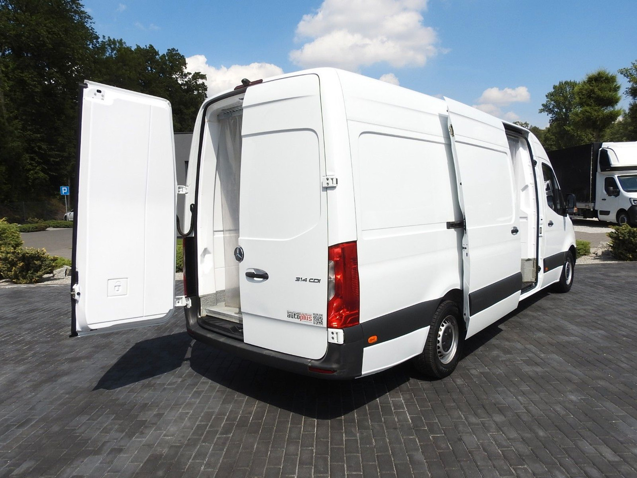 Mercedes-Benz SPRINTER 314 KÜHLKASTENWAGEN -5*C HEIZFUNKTION - Dostavno vozilo hladnjača: slika Mercedes-Benz SPRINTER 314 KÜHLKASTENWAGEN -5*C HEIZFUNKTION - Dostavno vozilo hladnjača Mercedes-Benz SPRINTER 314 KÜHLKASTENWAGEN -5*C HEIZFUNKTION - Dostavno vozilo hladnjača: slika Mercedes-Benz SPRINTER 314 KÜHLKASTENWAGEN -5*C HEIZFUNKTION - Dostavno vozilo hladnjača