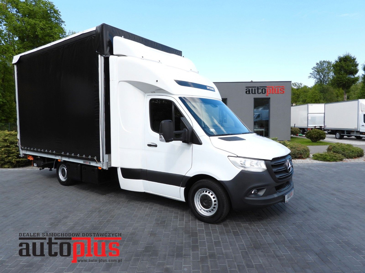 Mercedes-Benz SPRINTER 316 PRITSCHE PLANE AUFZUG 10 PALETTEN - Dostavno vozilo s ceradom, Dostavno vozilo s dvostrukom kabinom: slika Mercedes-Benz SPRINTER 316 PRITSCHE PLANE AUFZUG 10 PALETTEN - Dostavno vozilo s ceradom, Dostavno vozilo s dvostrukom kabinom Mercedes-Benz SPRINTER 316 PRITSCHE PLANE AUFZUG 10 PALETTEN - Dostavno vozilo s ceradom, Dostavno vozilo s dvostrukom kabinom: slika Mercedes-Benz SPRINTER 316 PRITSCHE PLANE AUFZUG 10 PALETTEN - Dostavno vozilo s ceradom, Dostavno vozilo s dvostrukom kabinom