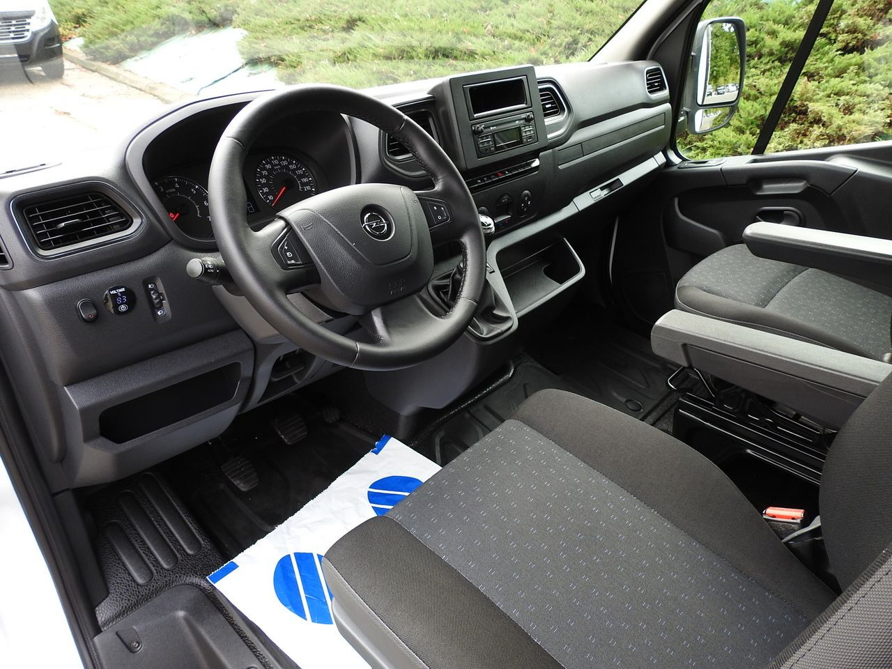 OPEL MOVANO - Dostavno vozilo s ceradom: slika OPEL MOVANO - Dostavno vozilo s ceradom OPEL MOVANO - Dostavno vozilo s ceradom: slika OPEL MOVANO - Dostavno vozilo s ceradom