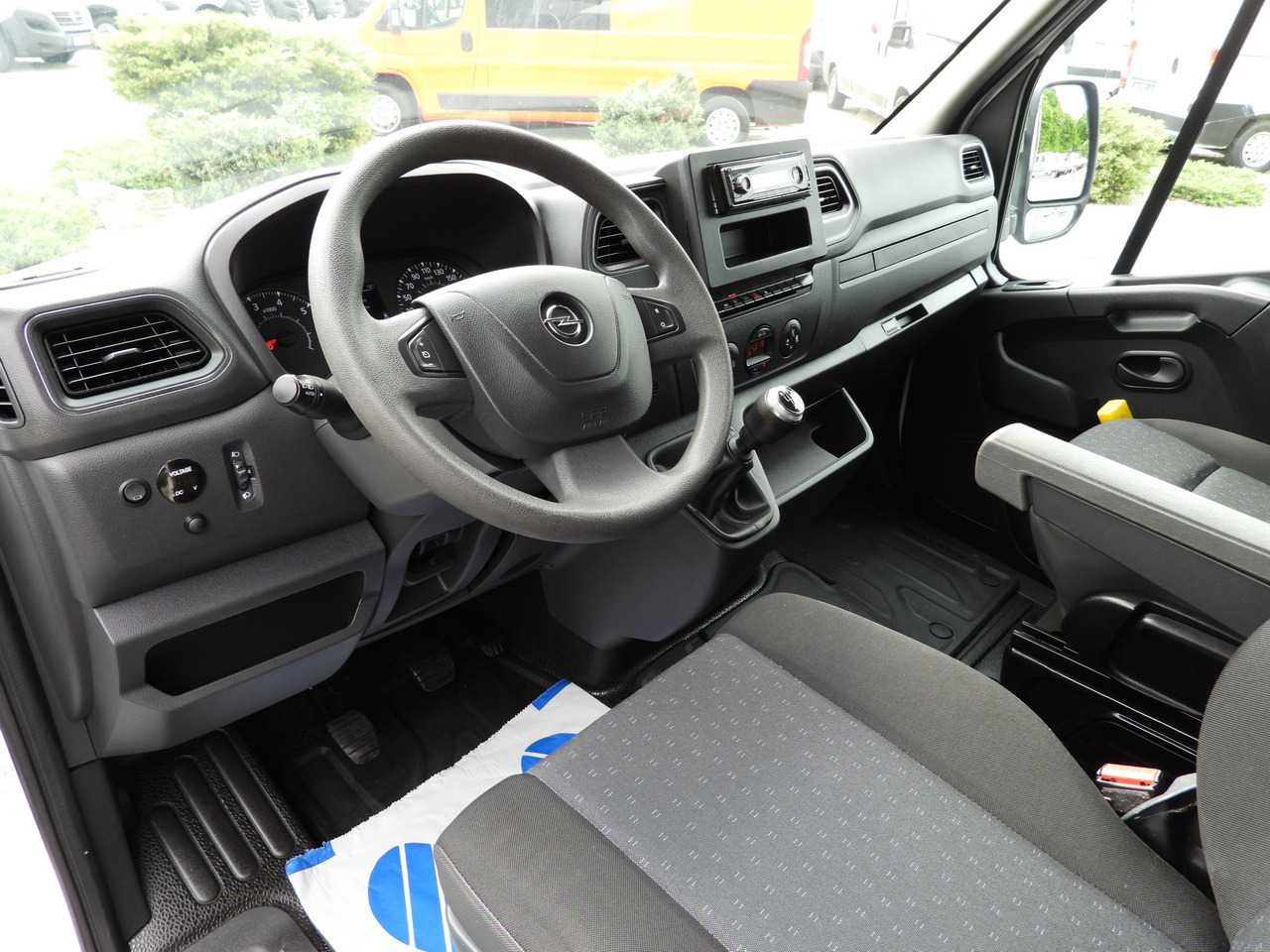 OPEL MOVANO TARPAULIN 10 PALLETS WEBASTO CRUISE CONTROL AIR CONDITIONING LED LIGHTS PNEUMATICS 165HP - Dostavno vozilo s ceradom: slika OPEL MOVANO TARPAULIN 10 PALLETS WEBASTO CRUISE CONTROL AIR CONDITIONING LED LIGHTS PNEUMATICS 165HP - Dostavno vozilo s ceradom OPEL MOVANO TARPAULIN 10 PALLETS WEBASTO CRUISE CONTROL AIR CONDITIONING LED LIGHTS PNEUMATICS 165HP - Dostavno vozilo s ceradom: slika OPEL MOVANO TARPAULIN 10 PALLETS WEBASTO CRUISE CONTROL AIR CONDITIONING LED LIGHTS PNEUMATICS 165HP - Dostavno vozilo s ceradom