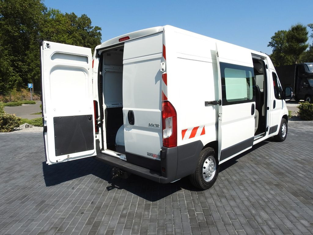 Peugeot BOXER KASTENWAGEN DOPPELKABINE 7 SITZE 110PS - Furgon, Dostavno vozilo s dvostrukom kabinom: slika Peugeot BOXER KASTENWAGEN DOPPELKABINE 7 SITZE 110PS - Furgon, Dostavno vozilo s dvostrukom kabinom Peugeot BOXER KASTENWAGEN DOPPELKABINE 7 SITZE 110PS - Furgon, Dostavno vozilo s dvostrukom kabinom: slika Peugeot BOXER KASTENWAGEN DOPPELKABINE 7 SITZE 110PS - Furgon, Dostavno vozilo s dvostrukom kabinom