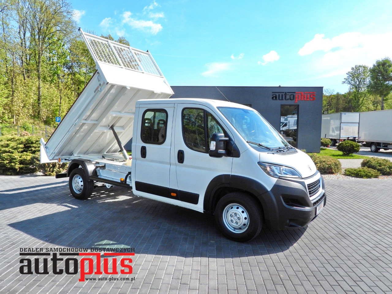 Peugeot BOXER KIPPER DOPPELKABINE DOKA 7 SITZE TEMPOMAT - Mali kamion kiper, Dostavno vozilo s dvostrukom kabinom: slika Peugeot BOXER KIPPER DOPPELKABINE DOKA 7 SITZE TEMPOMAT - Mali kamion kiper, Dostavno vozilo s dvostrukom kabinom Peugeot BOXER KIPPER DOPPELKABINE DOKA 7 SITZE TEMPOMAT - Mali kamion kiper, Dostavno vozilo s dvostrukom kabinom: slika Peugeot BOXER KIPPER DOPPELKABINE DOKA 7 SITZE TEMPOMAT - Mali kamion kiper, Dostavno vozilo s dvostrukom kabinom