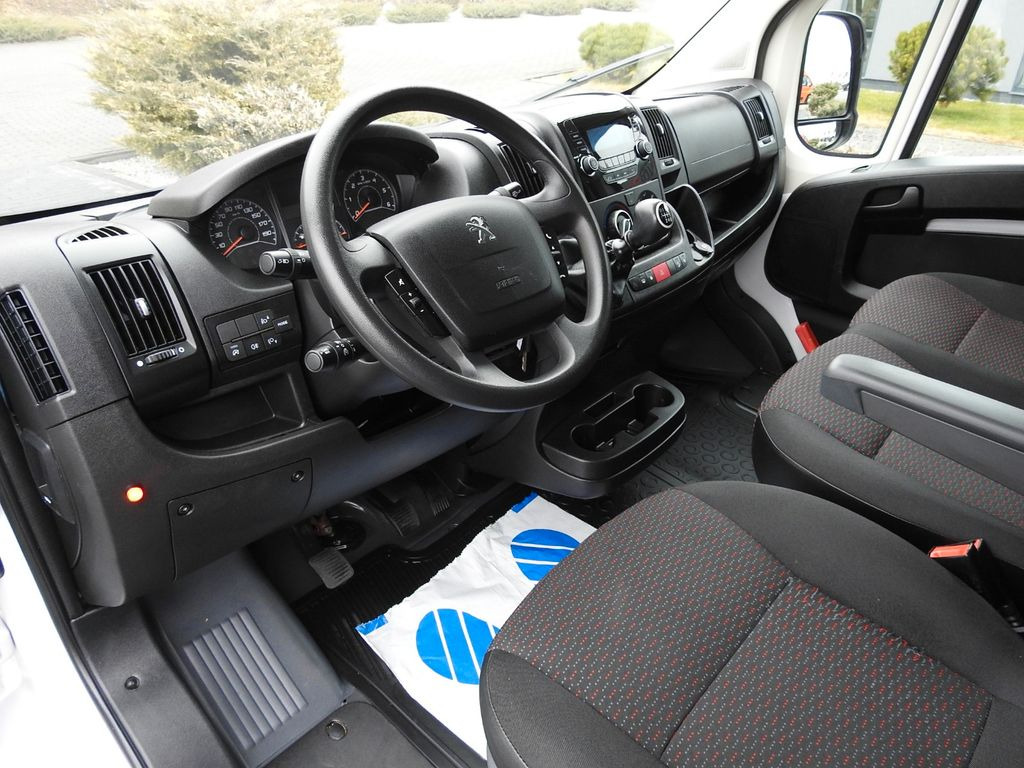 Peugeot BOXER KOFFER AUFZUG 8 PALETTEN TEMPOMAT A/C - Dostavno vozilo sa zatvorenim sandukom: slika Peugeot BOXER KOFFER AUFZUG 8 PALETTEN TEMPOMAT A/C - Dostavno vozilo sa zatvorenim sandukom Peugeot BOXER KOFFER AUFZUG 8 PALETTEN TEMPOMAT A/C - Dostavno vozilo sa zatvorenim sandukom: slika Peugeot BOXER KOFFER AUFZUG 8 PALETTEN TEMPOMAT A/C - Dostavno vozilo sa zatvorenim sandukom