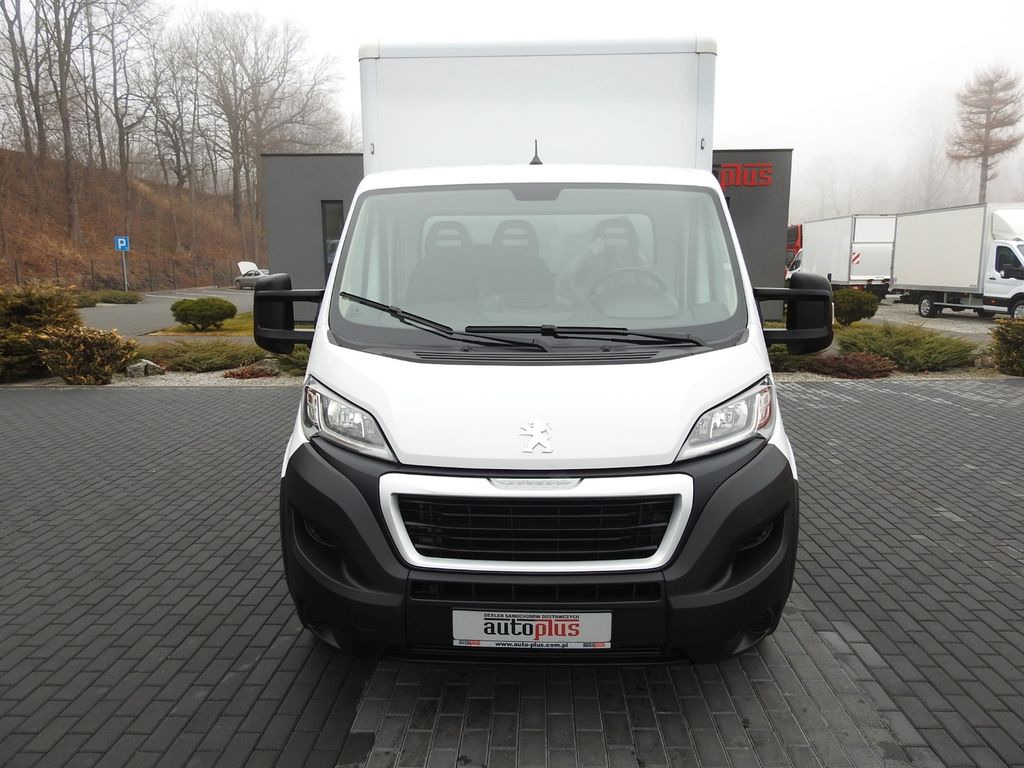 Peugeot BOXER KOFFER AUFZUG 8 PALETTEN TEMPOMAT A/C - Dostavno vozilo sa zatvorenim sandukom: slika Peugeot BOXER KOFFER AUFZUG 8 PALETTEN TEMPOMAT A/C - Dostavno vozilo sa zatvorenim sandukom Peugeot BOXER KOFFER AUFZUG 8 PALETTEN TEMPOMAT A/C - Dostavno vozilo sa zatvorenim sandukom: slika Peugeot BOXER KOFFER AUFZUG 8 PALETTEN TEMPOMAT A/C - Dostavno vozilo sa zatvorenim sandukom