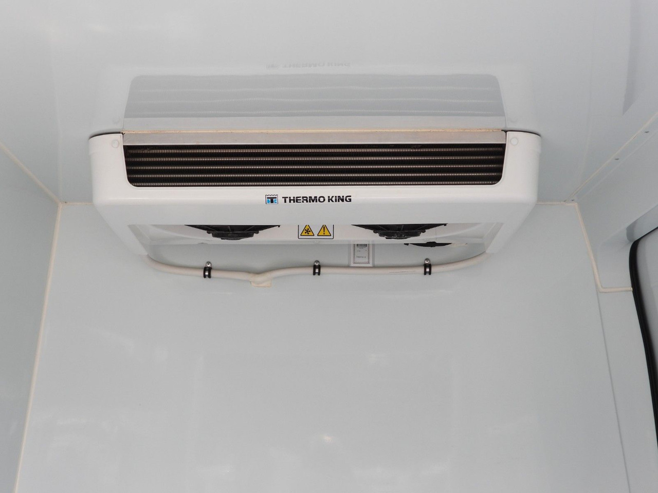 Dostavno vozilo hladnjača Peugeot BOXER  KÜHLKASTENWAGEN -10*C TEMPOMAT: slika Dostavno vozilo hladnjača Peugeot BOXER  KÜHLKASTENWAGEN -10*C TEMPOMAT