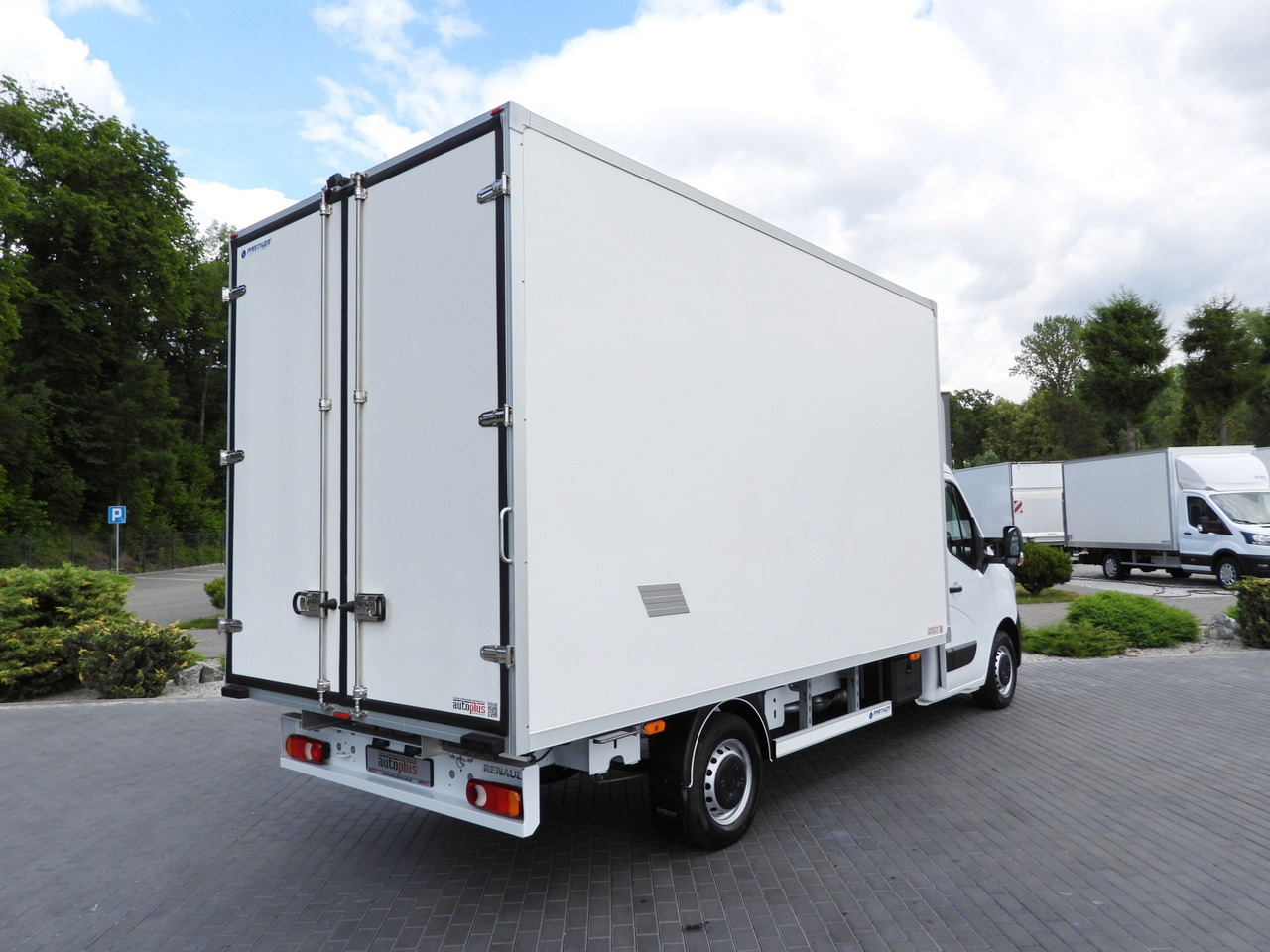 RENAULT MASTER BOX 8 PALLETS CRUISE CONTROL LED LIGHTS AIR CONDITIONING 165HP - Dostavno vozilo sa zatvorenim sandukom: slika RENAULT MASTER BOX 8 PALLETS CRUISE CONTROL LED LIGHTS AIR CONDITIONING 165HP - Dostavno vozilo sa zatvorenim sandukom RENAULT MASTER BOX 8 PALLETS CRUISE CONTROL LED LIGHTS AIR CONDITIONING 165HP - Dostavno vozilo sa zatvorenim sandukom: slika RENAULT MASTER BOX 8 PALLETS CRUISE CONTROL LED LIGHTS AIR CONDITIONING 165HP - Dostavno vozilo sa zatvorenim sandukom