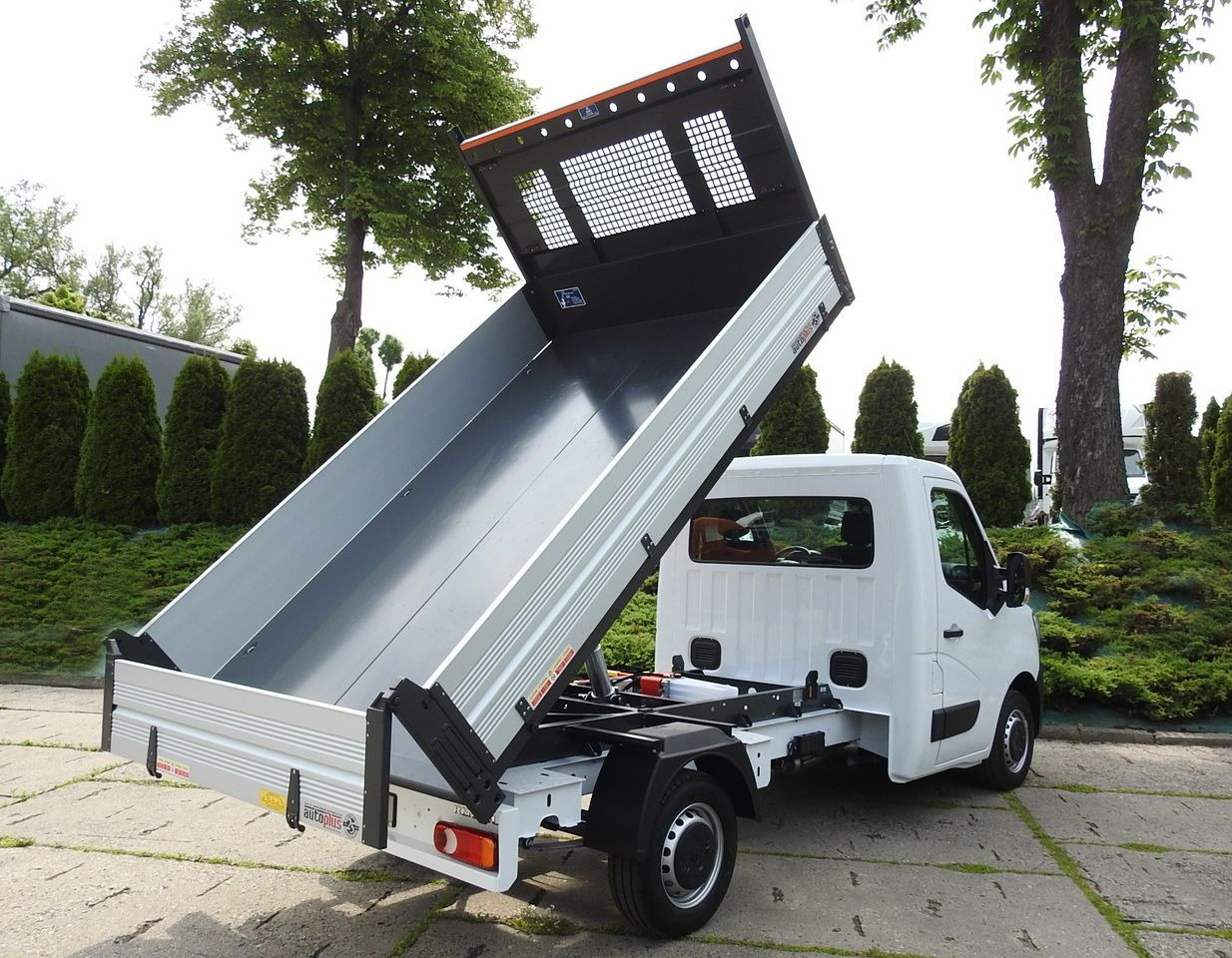 RENAULT MASTER - Mali kamion kiper: slika RENAULT MASTER - Mali kamion kiper RENAULT MASTER - Mali kamion kiper: slika RENAULT MASTER - Mali kamion kiper