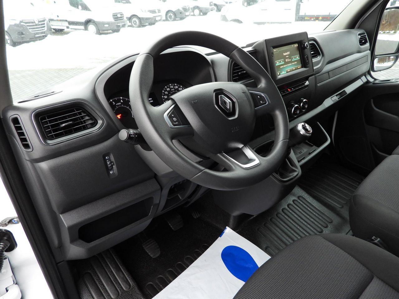 RENAULT MASTER REFRIGERATOR VAN -10*C POWER SUPPLY 230V CRUISE CONTROL NAVIGATION LED LIGHTS AIR CONDITIONING 150HP - Dostavno vozilo hladnjača: slika RENAULT MASTER REFRIGERATOR VAN -10*C POWER SUPPLY 230V CRUISE CONTROL NAVIGATION LED LIGHTS AIR CONDITIONING 150HP - Dostavno vozilo hladnjača RENAULT MASTER REFRIGERATOR VAN -10*C POWER SUPPLY 230V CRUISE CONTROL NAVIGATION LED LIGHTS AIR CONDITIONING 150HP - Dostavno vozilo hladnjača: slika RENAULT MASTER REFRIGERATOR VAN -10*C POWER SUPPLY 230V CRUISE CONTROL NAVIGATION LED LIGHTS AIR CONDITIONING 150HP - Dostavno vozilo hladnjača