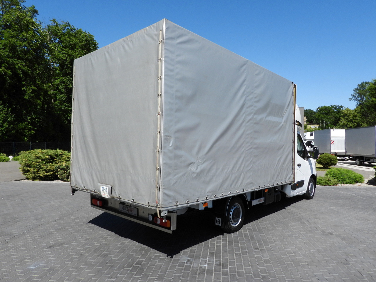 RENAULT MASTER TARPAULIN 10 PALLETS WEBASTO CRUISE CONTROL LED LIGHTS PNEUMATICS AIR CONDITIONING 165HP - Dostavno vozilo s ceradom: slika RENAULT MASTER TARPAULIN 10 PALLETS WEBASTO CRUISE CONTROL LED LIGHTS PNEUMATICS AIR CONDITIONING 165HP - Dostavno vozilo s ceradom RENAULT MASTER TARPAULIN 10 PALLETS WEBASTO CRUISE CONTROL LED LIGHTS PNEUMATICS AIR CONDITIONING 165HP - Dostavno vozilo s ceradom: slika RENAULT MASTER TARPAULIN 10 PALLETS WEBASTO CRUISE CONTROL LED LIGHTS PNEUMATICS AIR CONDITIONING 165HP - Dostavno vozilo s ceradom