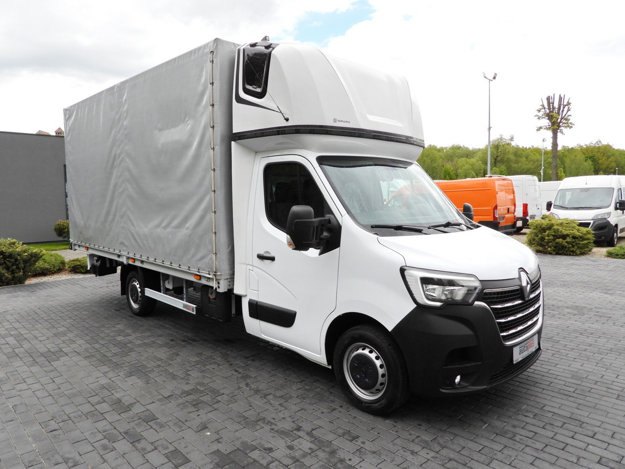 RENAULT MASTER TARPAULIN 10 PALLETS WEBASTO CRUISE CONTROL LED LIGHTS PNEUMATICS AIR CONDITIONING 165HP - Dostavno vozilo s ceradom: slika RENAULT MASTER TARPAULIN 10 PALLETS WEBASTO CRUISE CONTROL LED LIGHTS PNEUMATICS AIR CONDITIONING 165HP - Dostavno vozilo s ceradom RENAULT MASTER TARPAULIN 10 PALLETS WEBASTO CRUISE CONTROL LED LIGHTS PNEUMATICS AIR CONDITIONING 165HP - Dostavno vozilo s ceradom: slika RENAULT MASTER TARPAULIN 10 PALLETS WEBASTO CRUISE CONTROL LED LIGHTS PNEUMATICS AIR CONDITIONING 165HP - Dostavno vozilo s ceradom