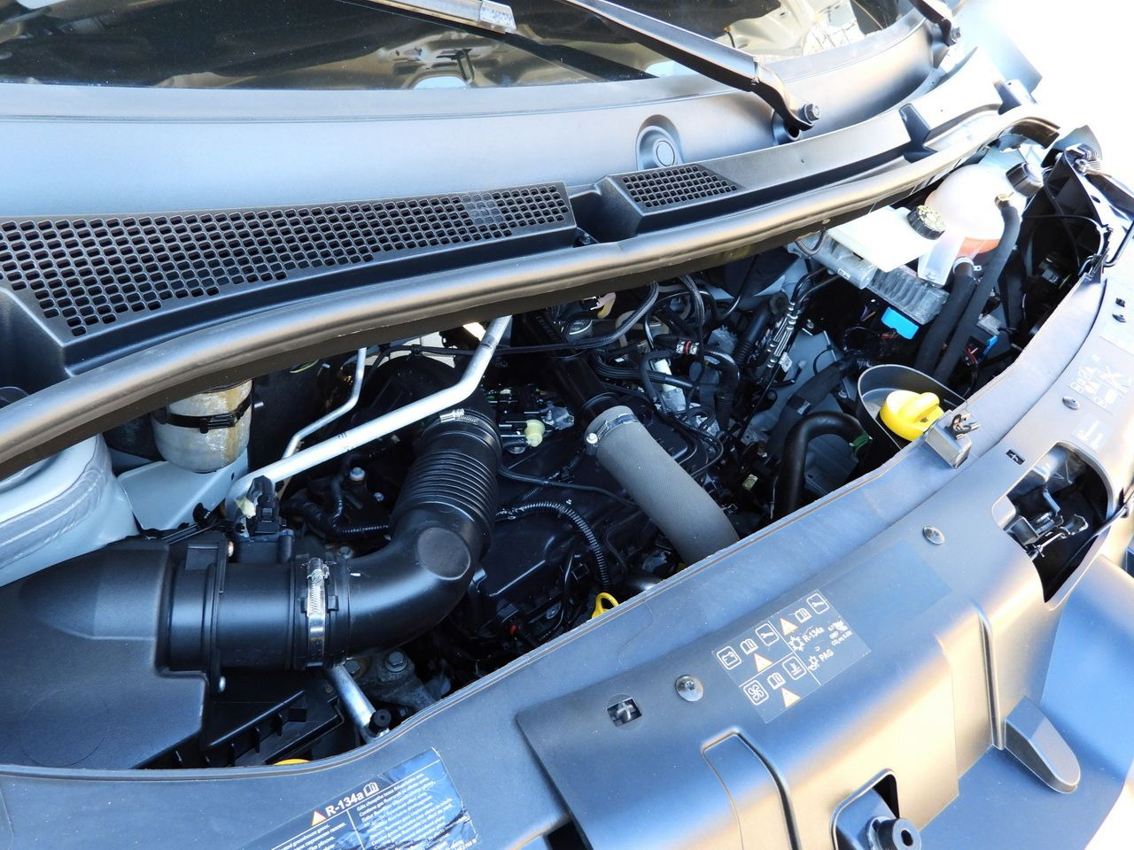 Dostavno vozilo s ceradom RENAULT MASTER TARPAULIN 10 PALLETS WEBASTO CRUISE CONTROL LED LIGHTS PNEUMATICS AIR CONDITIONING 165HP: slika Dostavno vozilo s ceradom RENAULT MASTER TARPAULIN 10 PALLETS WEBASTO CRUISE CONTROL LED LIGHTS PNEUMATICS AIR CONDITIONING 165HP Dostavno vozilo s ceradom RENAULT MASTER TARPAULIN 10 PALLETS WEBASTO CRUISE CONTROL LED LIGHTS PNEUMATICS AIR CONDITIONING 165HP: slika Dostavno vozilo s ceradom RENAULT MASTER TARPAULIN 10 PALLETS WEBASTO CRUISE CONTROL LED LIGHTS PNEUMATICS AIR CONDITIONING 165HP