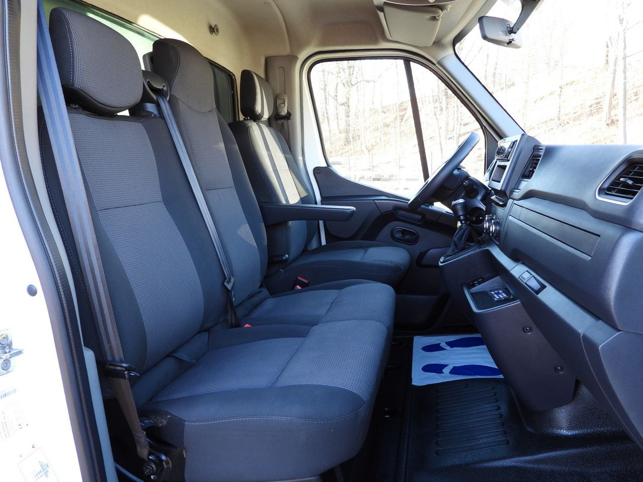 Dostavno vozilo s ceradom RENAULT MASTER TARPAULIN 10 PALLETS WEBASTO CRUISE CONTROL LED LIGHTS PNEUMATICS AIR CONDITIONING 165HP: slika Dostavno vozilo s ceradom RENAULT MASTER TARPAULIN 10 PALLETS WEBASTO CRUISE CONTROL LED LIGHTS PNEUMATICS AIR CONDITIONING 165HP Dostavno vozilo s ceradom RENAULT MASTER TARPAULIN 10 PALLETS WEBASTO CRUISE CONTROL LED LIGHTS PNEUMATICS AIR CONDITIONING 165HP: slika Dostavno vozilo s ceradom RENAULT MASTER TARPAULIN 10 PALLETS WEBASTO CRUISE CONTROL LED LIGHTS PNEUMATICS AIR CONDITIONING 165HP