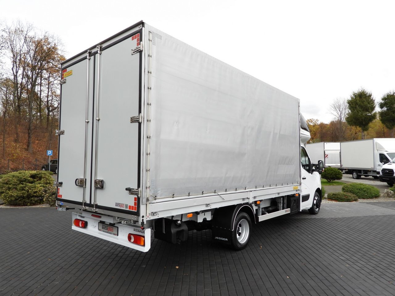 RENAULT MASTER TARPAULIN 10 PALLETS WEBASTO CRUISE CONTROL NAVIGATION LED LIGHTS TWIN WHEELS AIR CONDITIONING 165HP - Dostavno vozilo s ceradom: slika RENAULT MASTER TARPAULIN 10 PALLETS WEBASTO CRUISE CONTROL NAVIGATION LED LIGHTS TWIN WHEELS AIR CONDITIONING 165HP - Dostavno vozilo s ceradom RENAULT MASTER TARPAULIN 10 PALLETS WEBASTO CRUISE CONTROL NAVIGATION LED LIGHTS TWIN WHEELS AIR CONDITIONING 165HP - Dostavno vozilo s ceradom: slika RENAULT MASTER TARPAULIN 10 PALLETS WEBASTO CRUISE CONTROL NAVIGATION LED LIGHTS TWIN WHEELS AIR CONDITIONING 165HP - Dostavno vozilo s ceradom